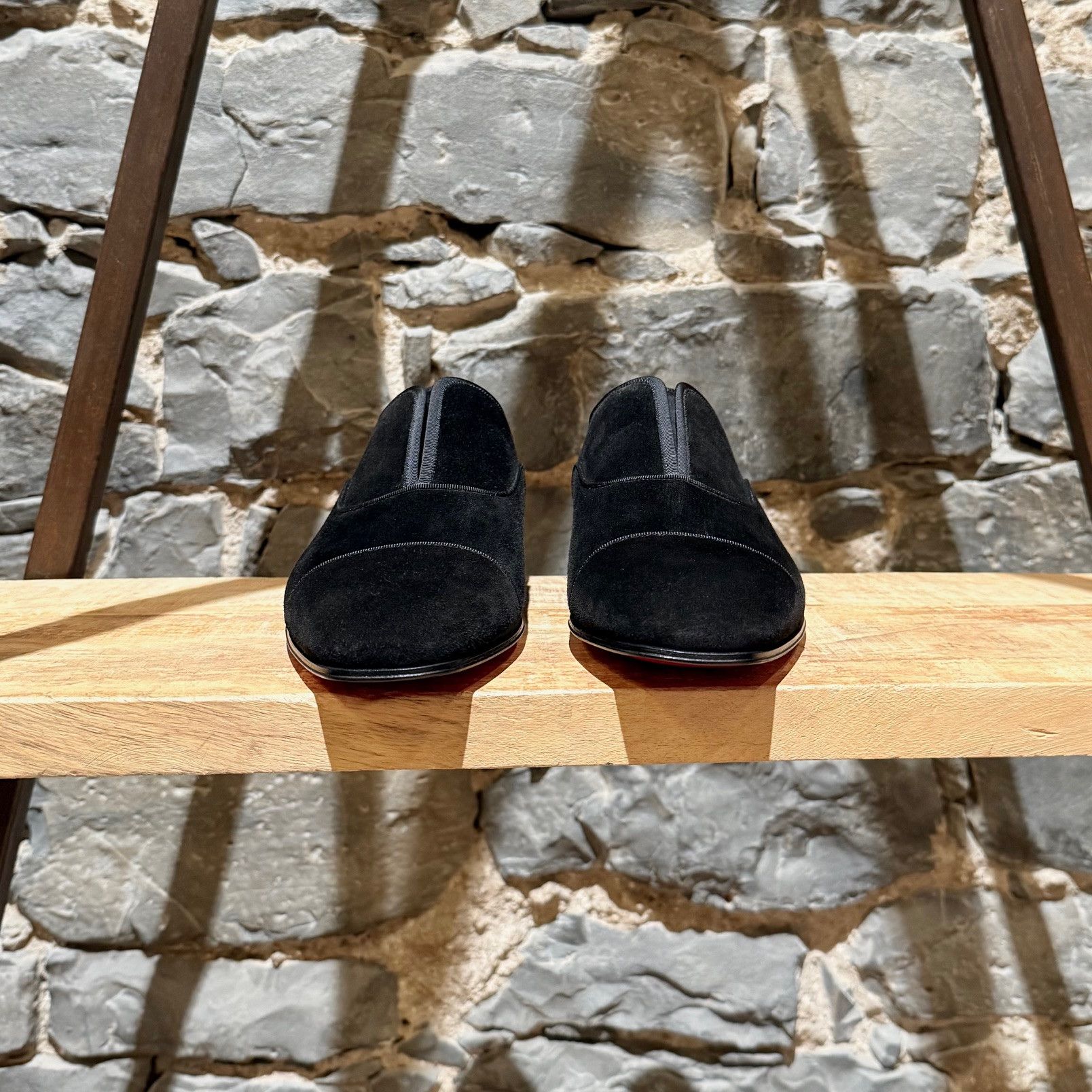 Christian Louboutin Christian Louboutin Black Suede Alpha Male Oxford Shoes Size US 7.5 / EU 40-41 - 2 Thumbnail