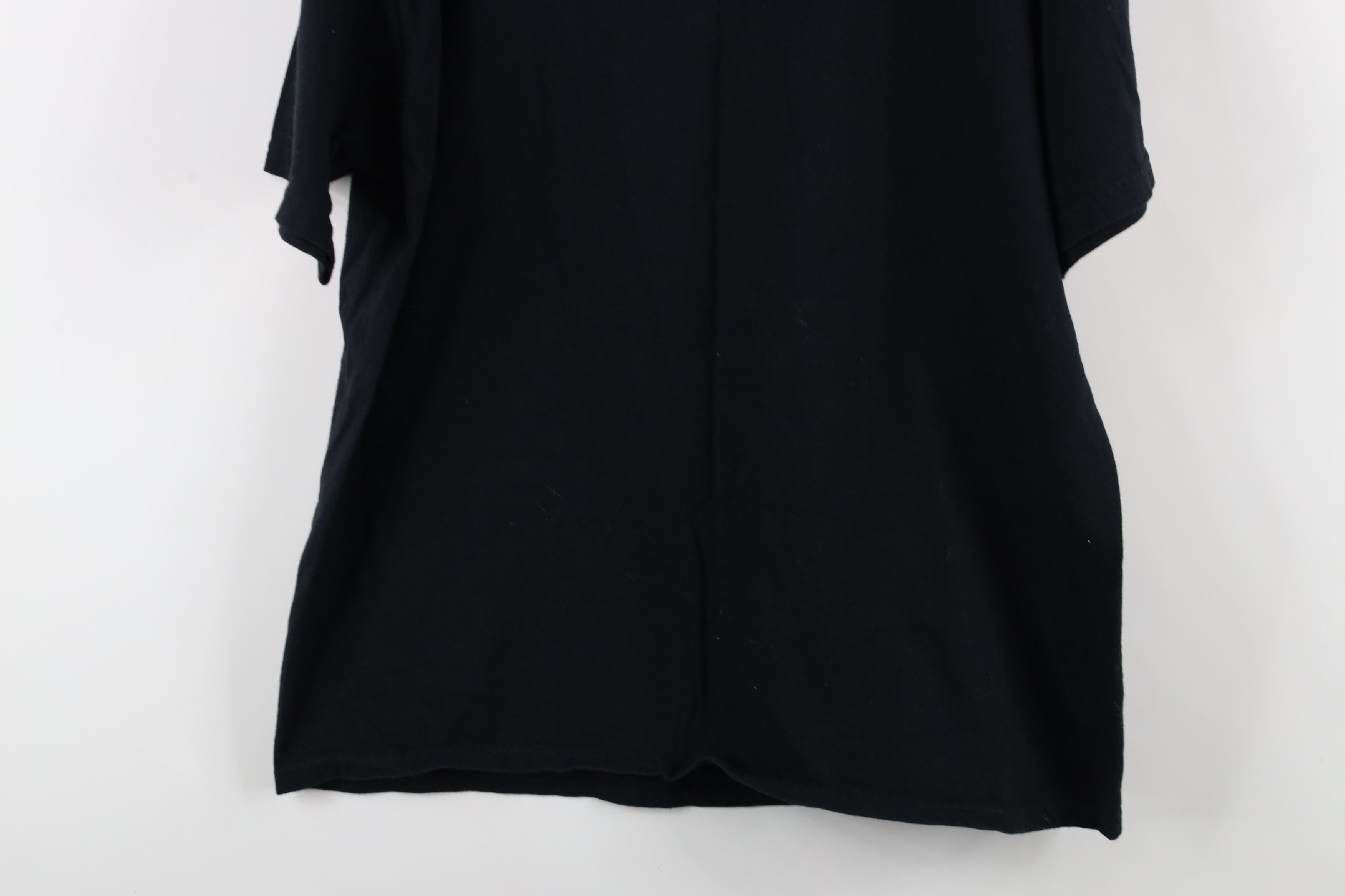 Vintage Vintage 90s Streetwear Bite Me Nature Bear T-Shirt Black Size US L / EU 52-54 / 3 - 8 Thumbnail