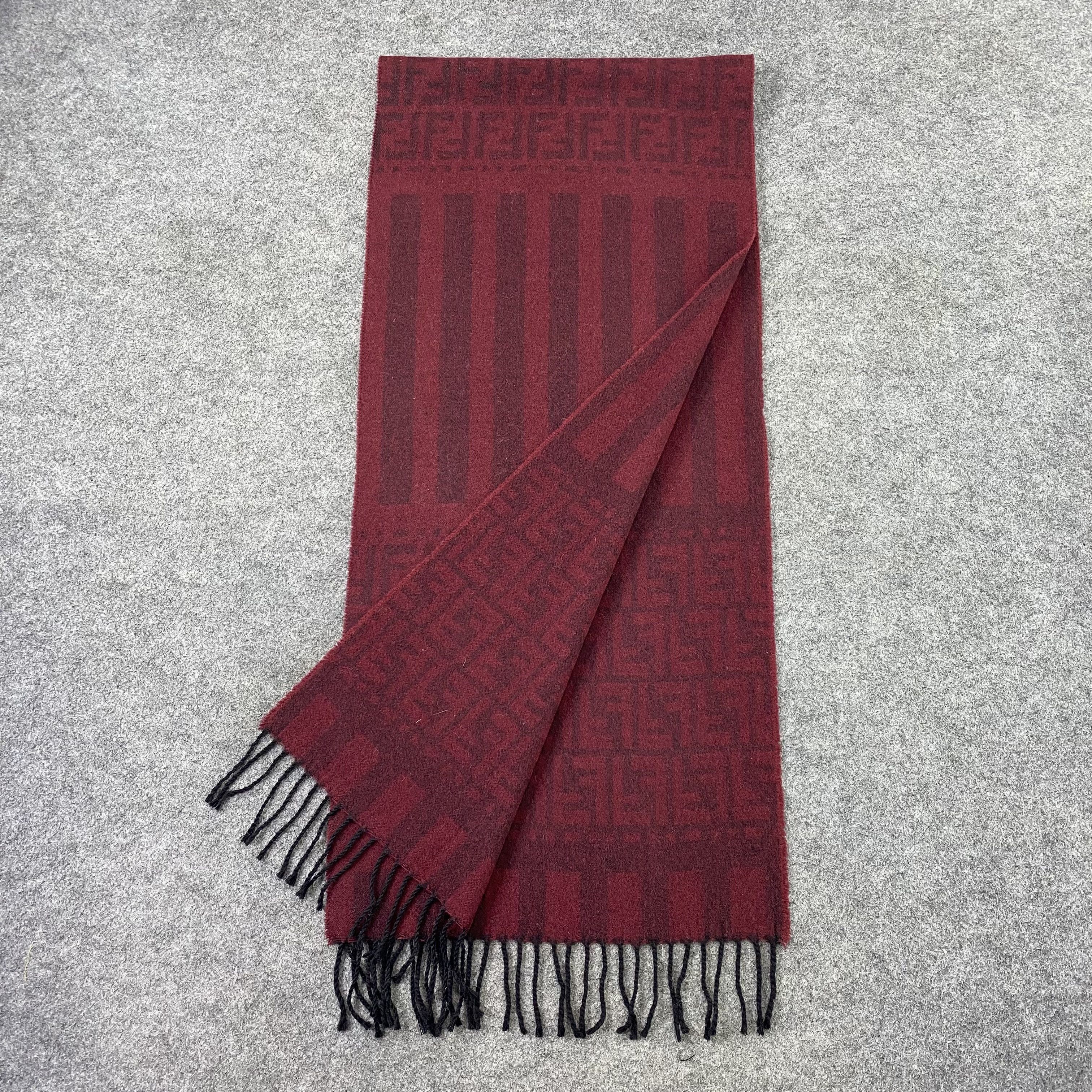 Fendi Fendi Muffler Scarf / Neckwear -T1550 Size ONE SIZE - 3 Thumbnail