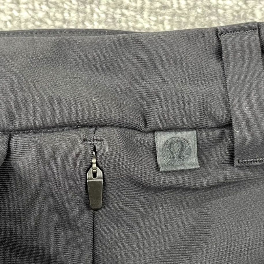 Lululemon LULULEMON Pants Mens 28 x 30 Commission Slim Warpstreme Black Performance Golf Shirt? Size US 28 / EU 44 - 3 Thumbnail