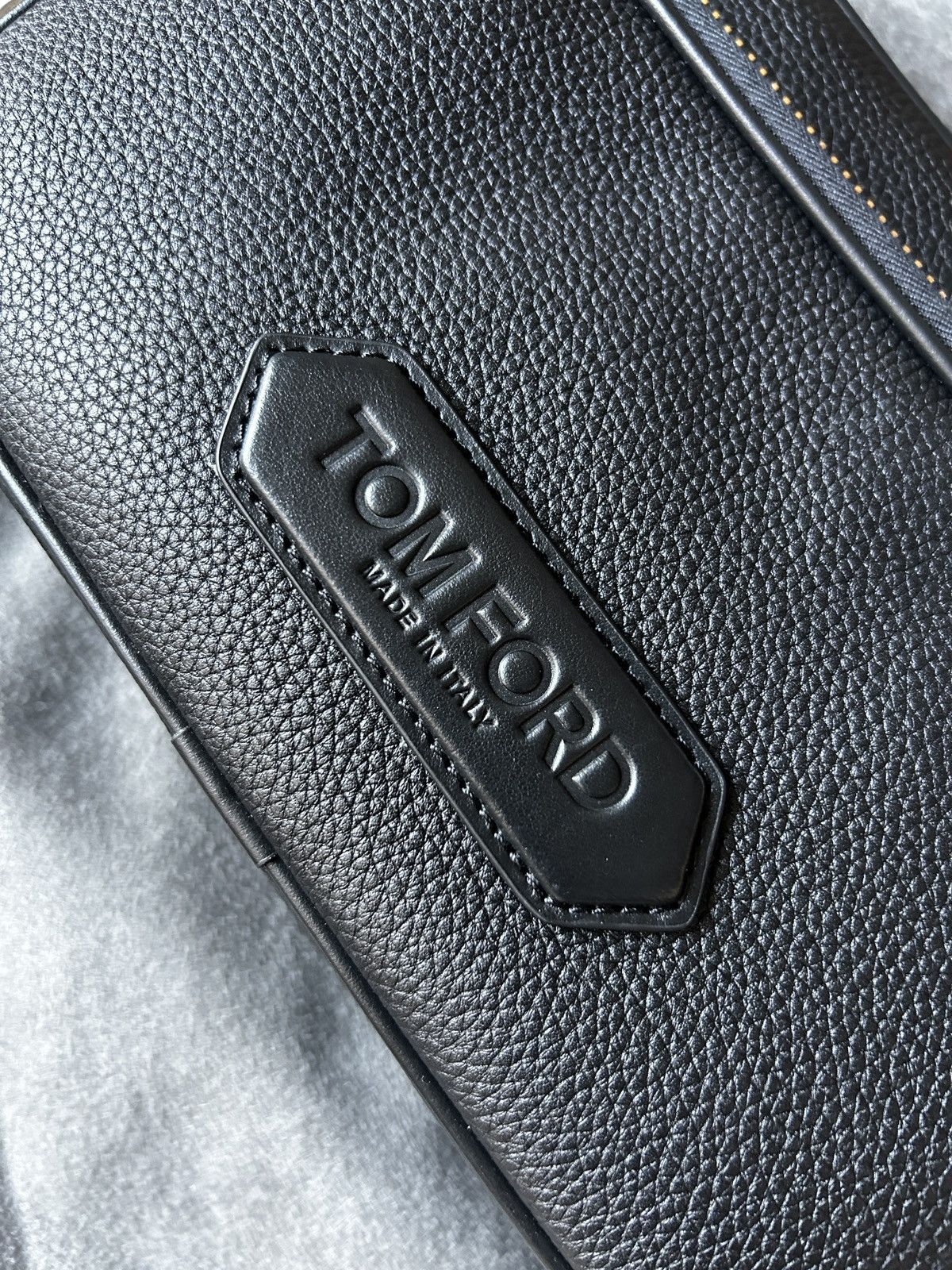 Tom Ford Tom Ford Full-grained Messenger Bag Size 26 - 17 Thumbnail