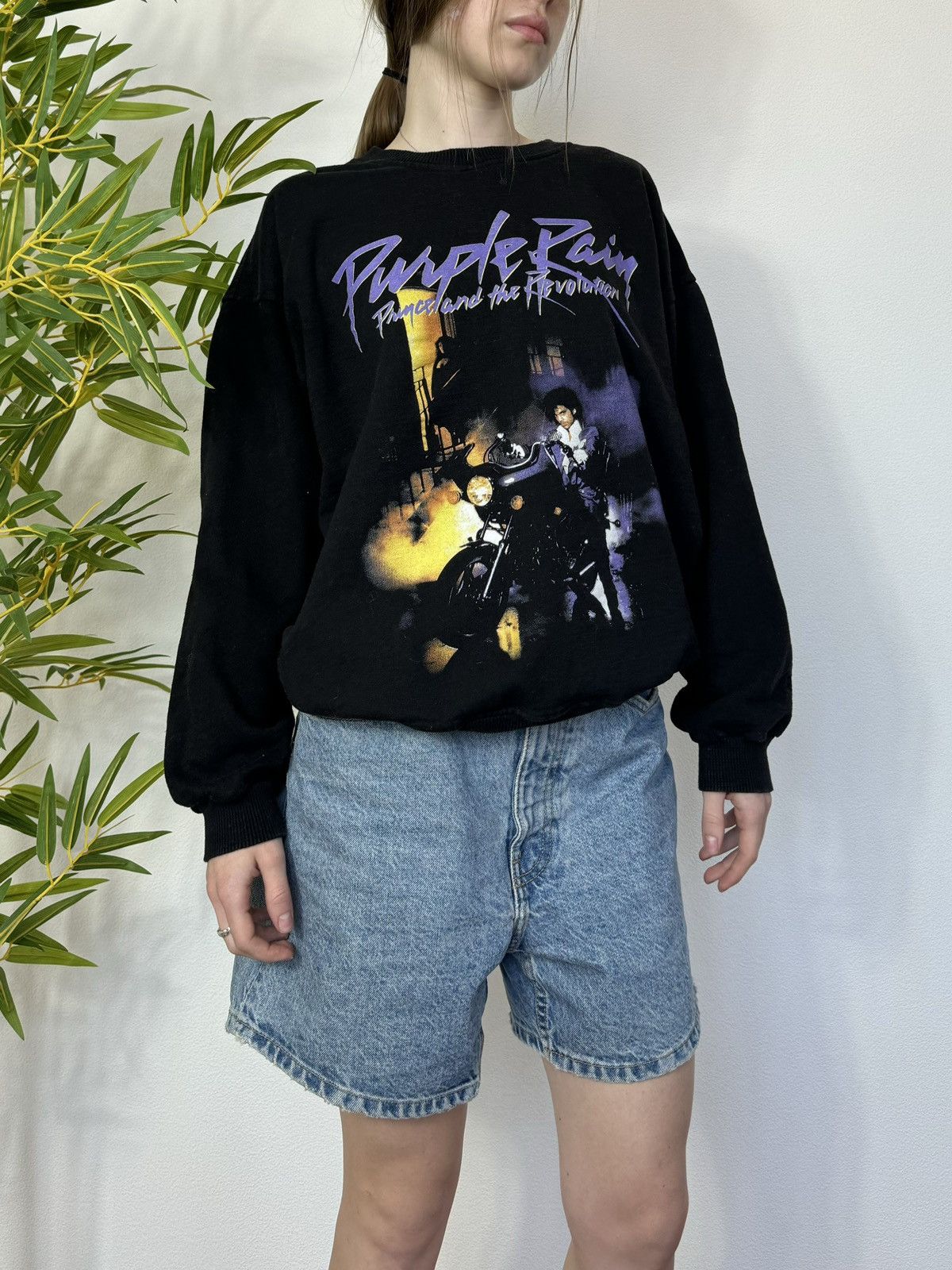 Band Tees 1990s PURPLE RAIN BAND PRINTED SWEATSHIRT Size M / US 6-8 / IT 42-44 - 2 Thumbnail