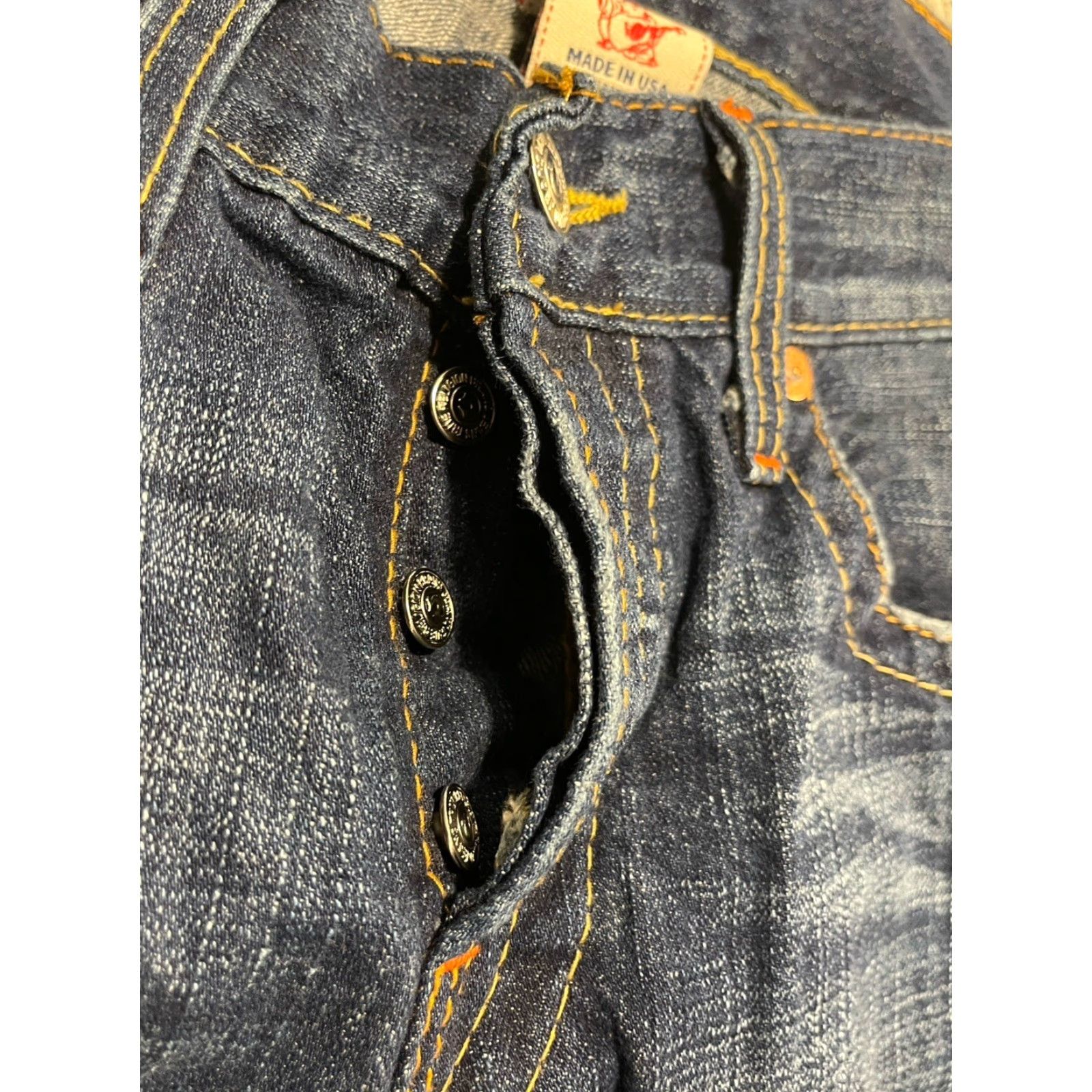 True Religion VINTAGE? Wait, not vintage—True Religion Logan Jeans Button Fly 35 x 28.5 Men's Blue USA Straight Denim Jeans Size US 35 - 3 Thumbnail
