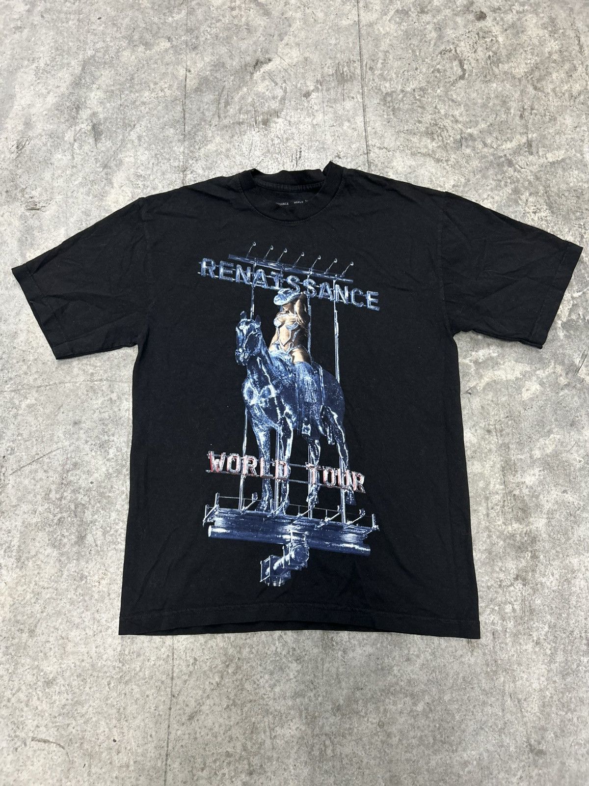 Beyonce 2023 Beyonce renaissance tour t shirt Size US M / EU 48-50 / 2 - 1 Thumbnail