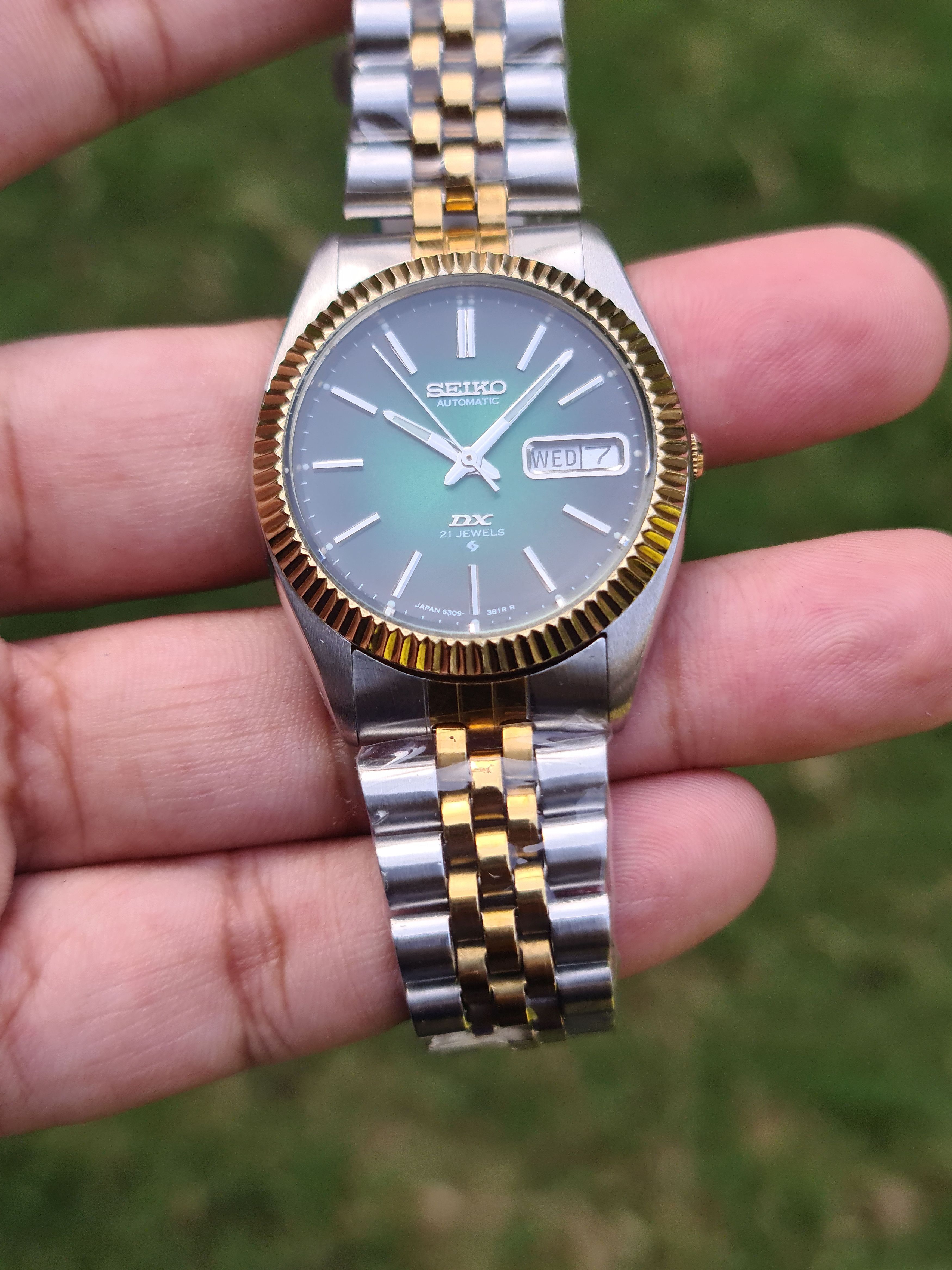 Japanese Brand Seiko DX Automatic Fluted Bazel Day/Date Japan Size 36 - 10 Thumbnail