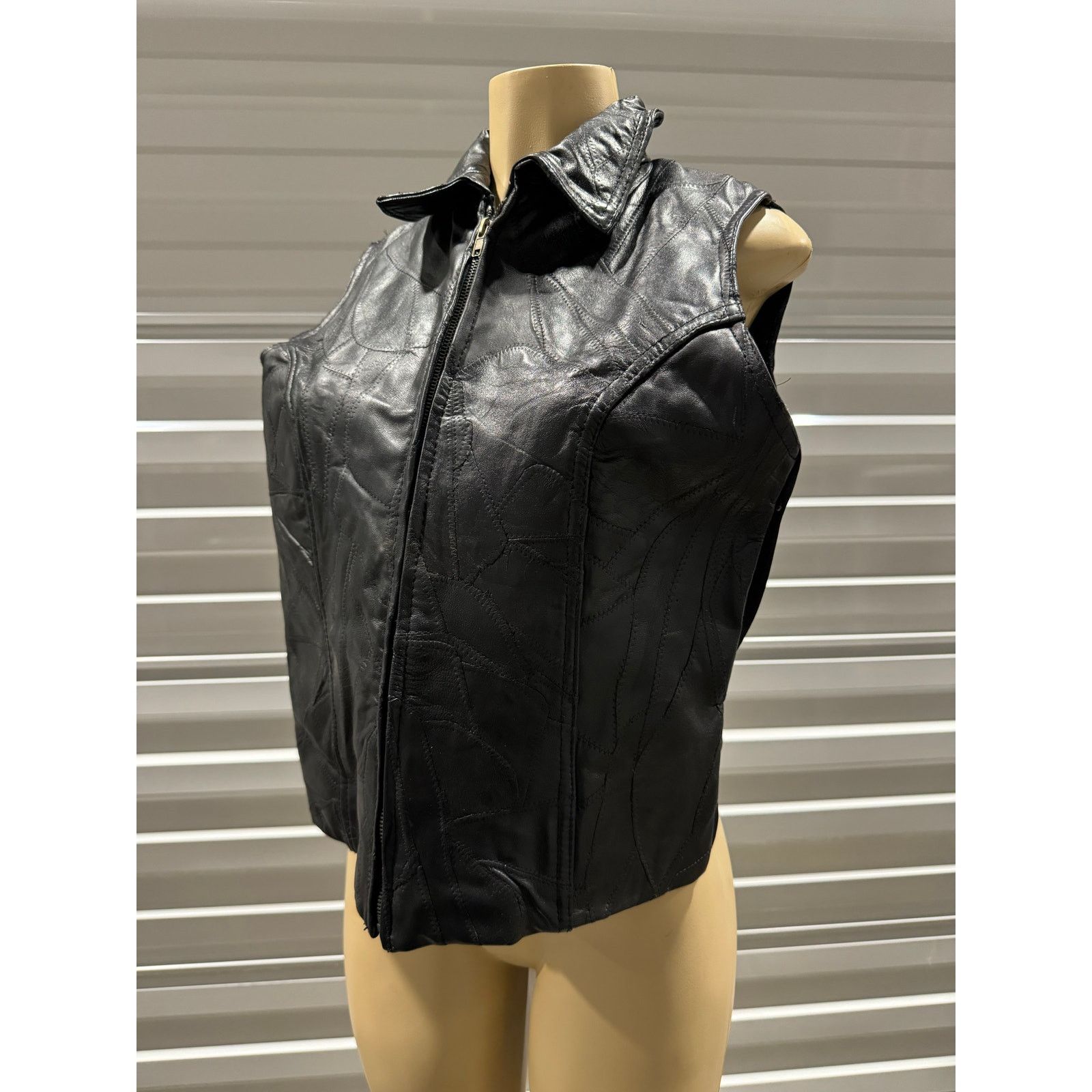 Vintage leather vest Size L / US 10 / IT 46 - 8 Thumbnail