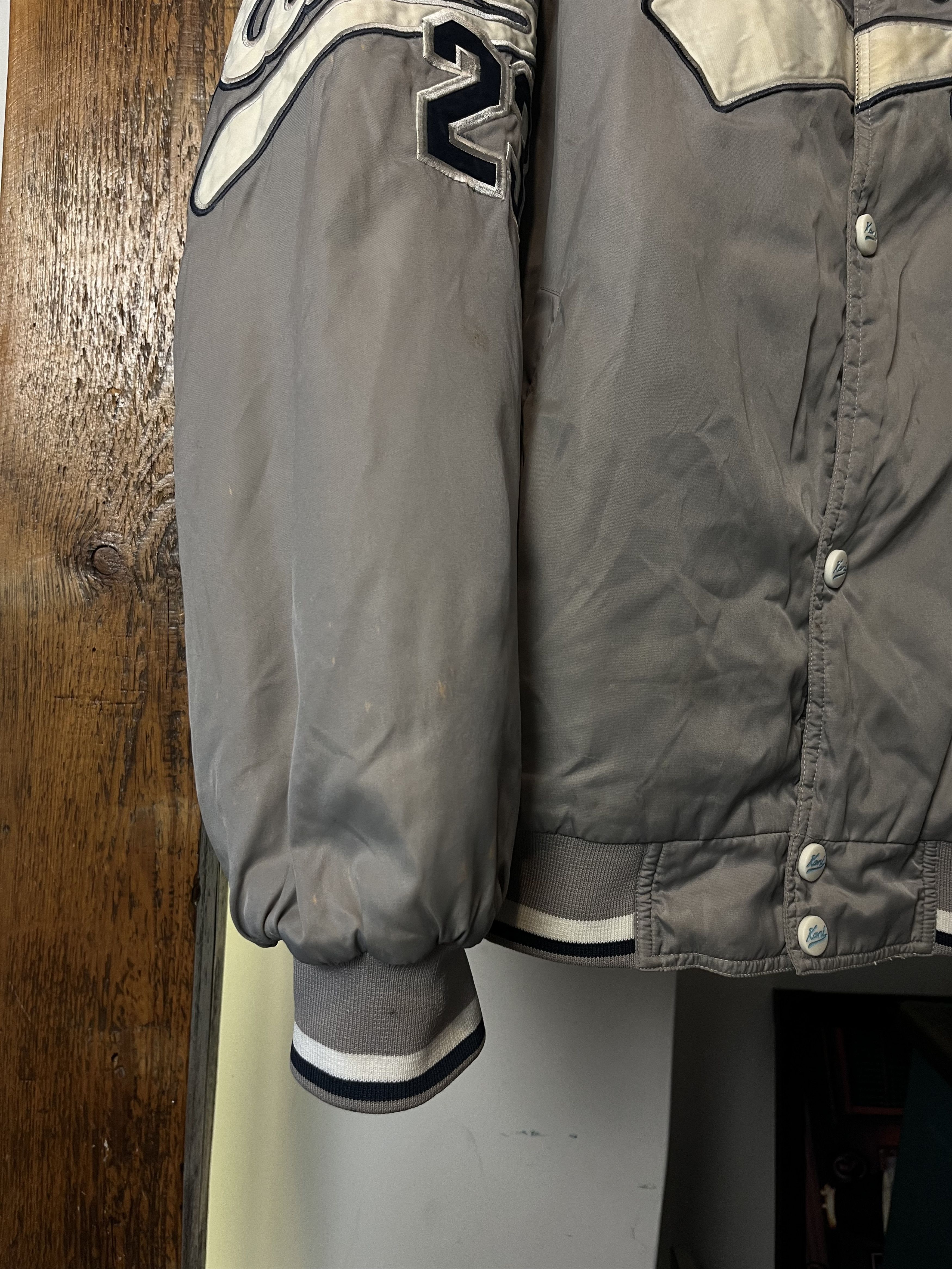 Karl Kani × Vintage Karl Kani 23 Brooklyn Vintage Navy Bomber Jacket Big Logo Size US L / EU 52-54 / 3 - 9 Thumbnail