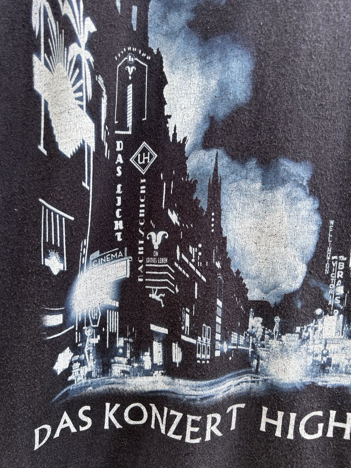 Band Tees Vintage Unheilig Lichter Der Stadt 2012 Faded Band Tour Tee Size US L / EU 52-54 / 3 - 3 Thumbnail