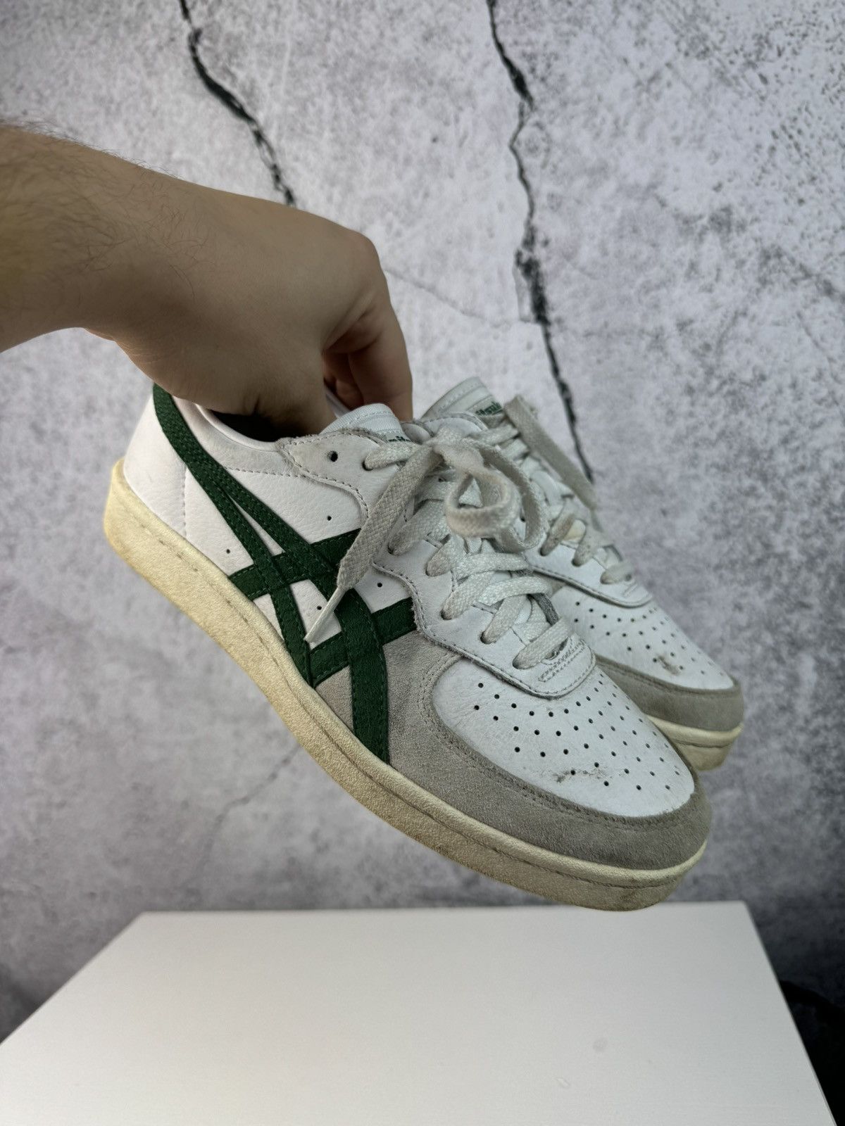 Japanese Brand Onitsuka Tiger OG Sneakers Y2K Vintage Size US 7.5 / IT 37.5 - 1 Thumbnail