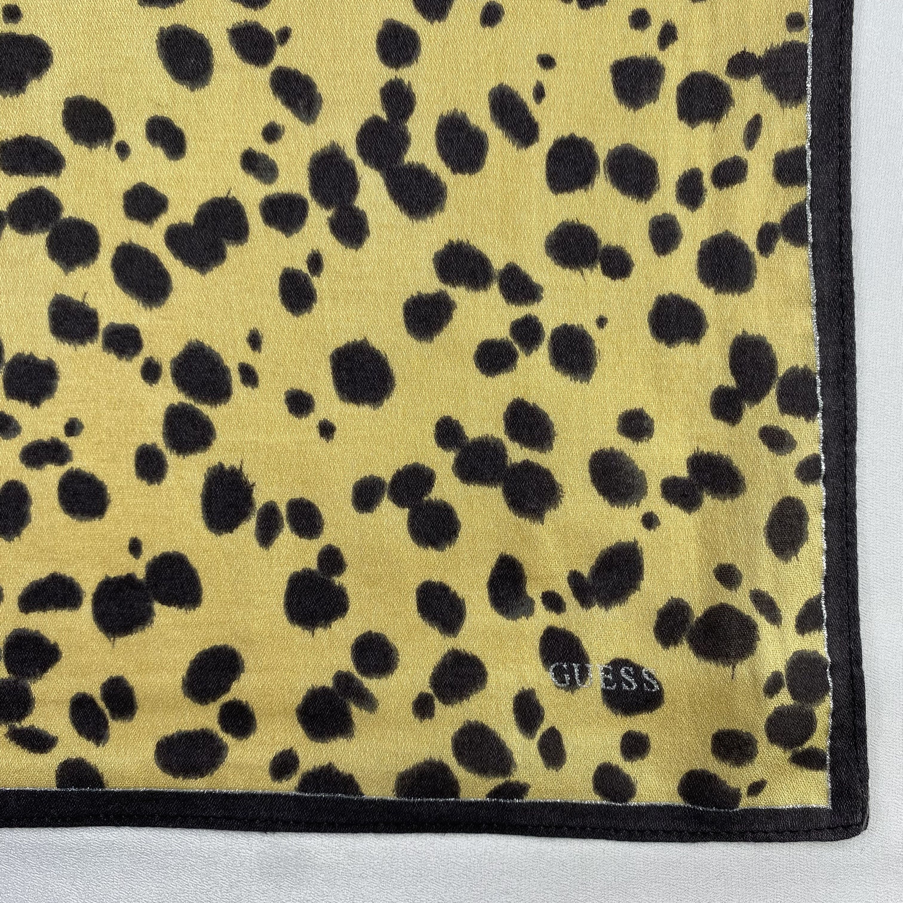 Guess × Vintage Guees Bandana/ Handkerchief / Neckerchief-P1236 Size ONE SIZE - 3 Thumbnail
