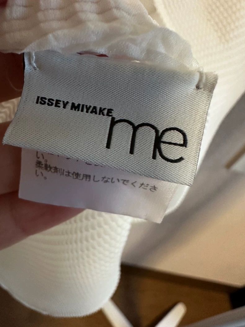 Issey Miyake Issey Miyake size:one size A white long-sleeved coat Size XS / US 0-2 / IT 36-38 - 3 Thumbnail