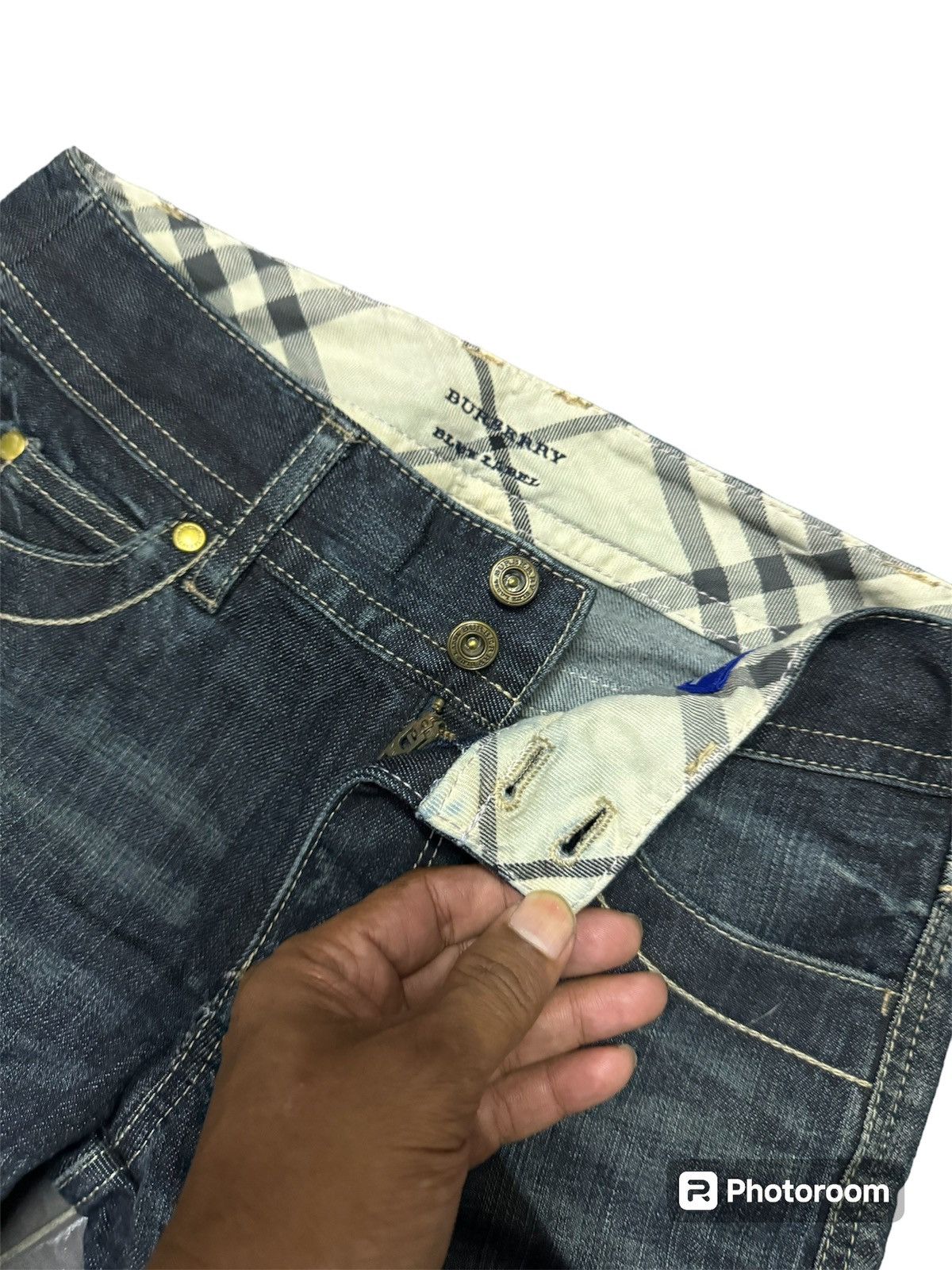 Burberry BURBERRY BLUE LABEL NOVA CHECK JEANS Size 27" / US 4 / IT 40 - 6 Thumbnail