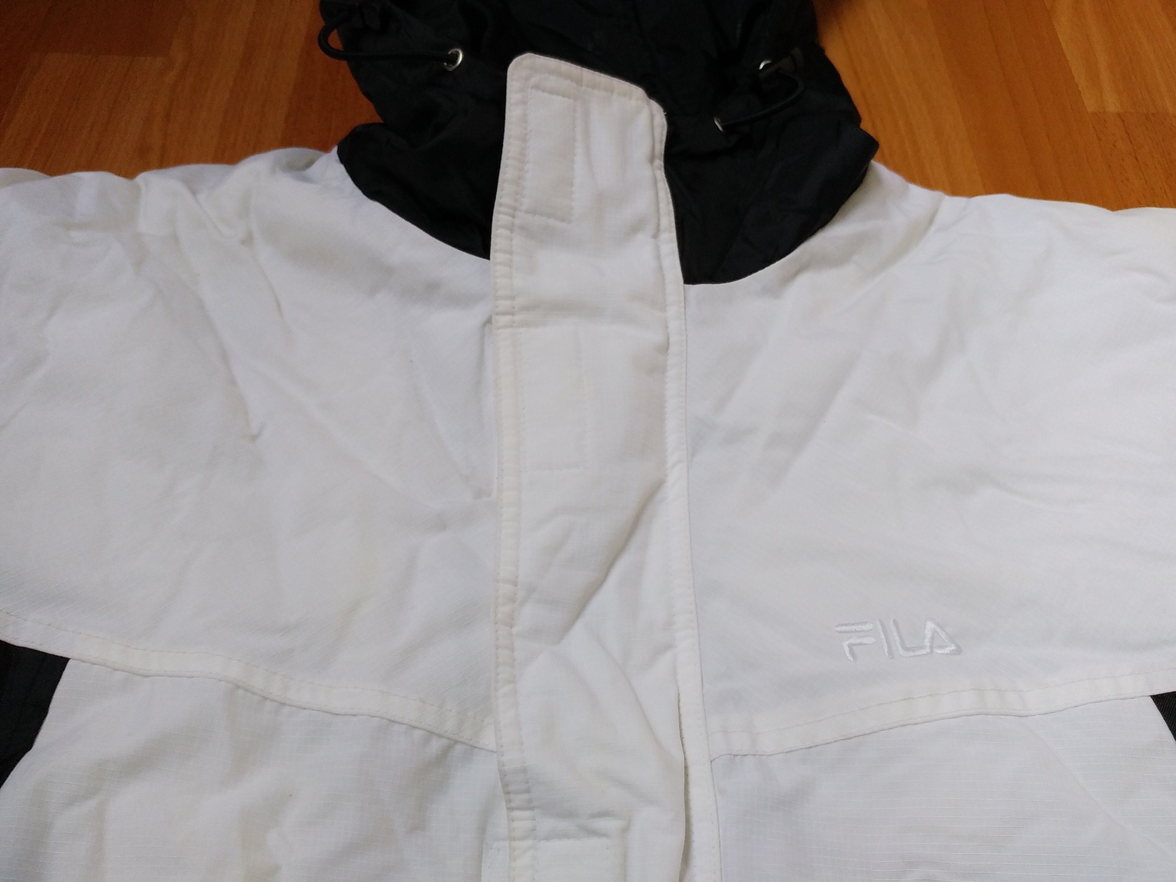 Fila FILA Tech jacket, vintage nylon windbreaker 90s hip-hop L Size US L / EU 52-54 / 3 - 7 Thumbnail
