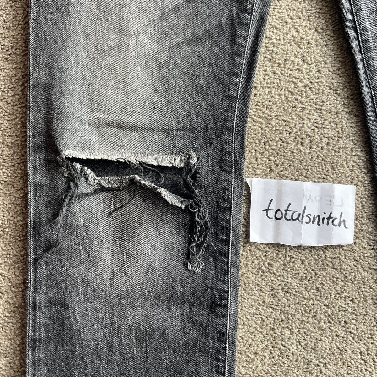 Saint Laurent Paris Saint Laurent Paris D02 Distressed Knee 2017 Denim Jeans Size US 31 - 7 Thumbnail