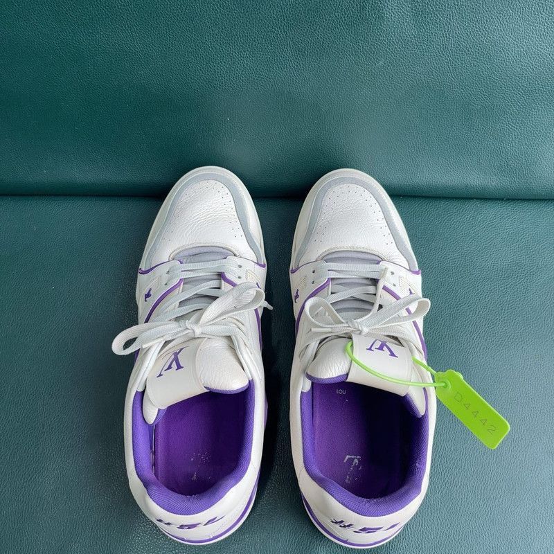 Louis Vuitton Louis Vuitton Trainer Low-Top Sneakers in White and Purple Size US 8 / IT 38 - 6 Thumbnail