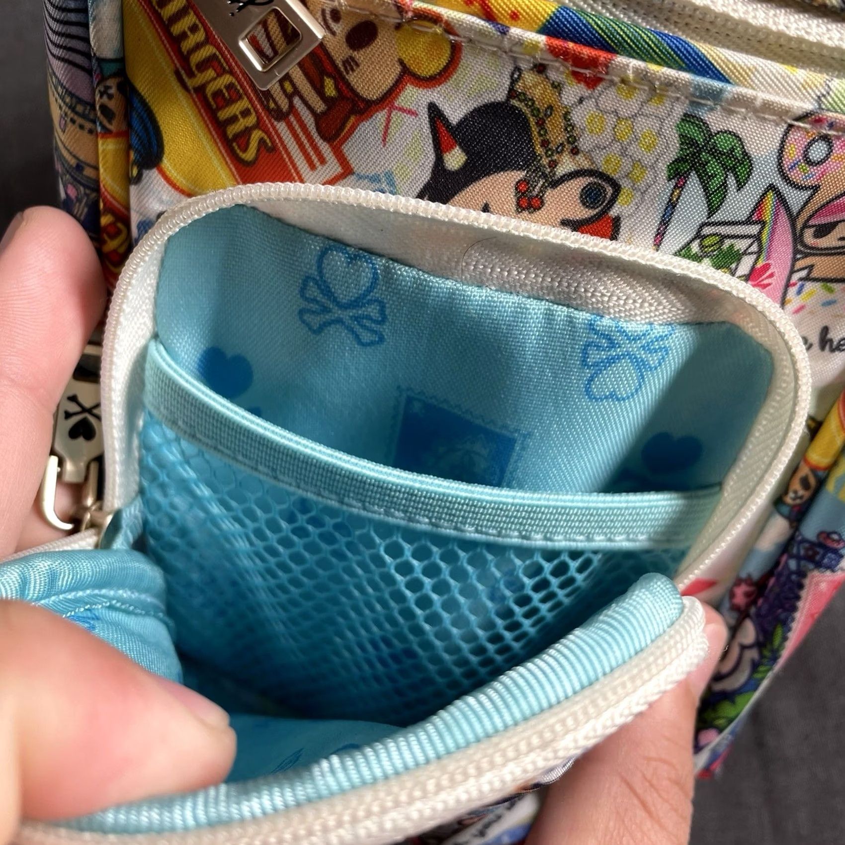 tokidoki Tokidoki Crossbody Bag Mini Round Colorful Multicolor JuJuBe Kawaii Round the World Women Girls Mens Size ONE SIZE - 5 Thumbnail