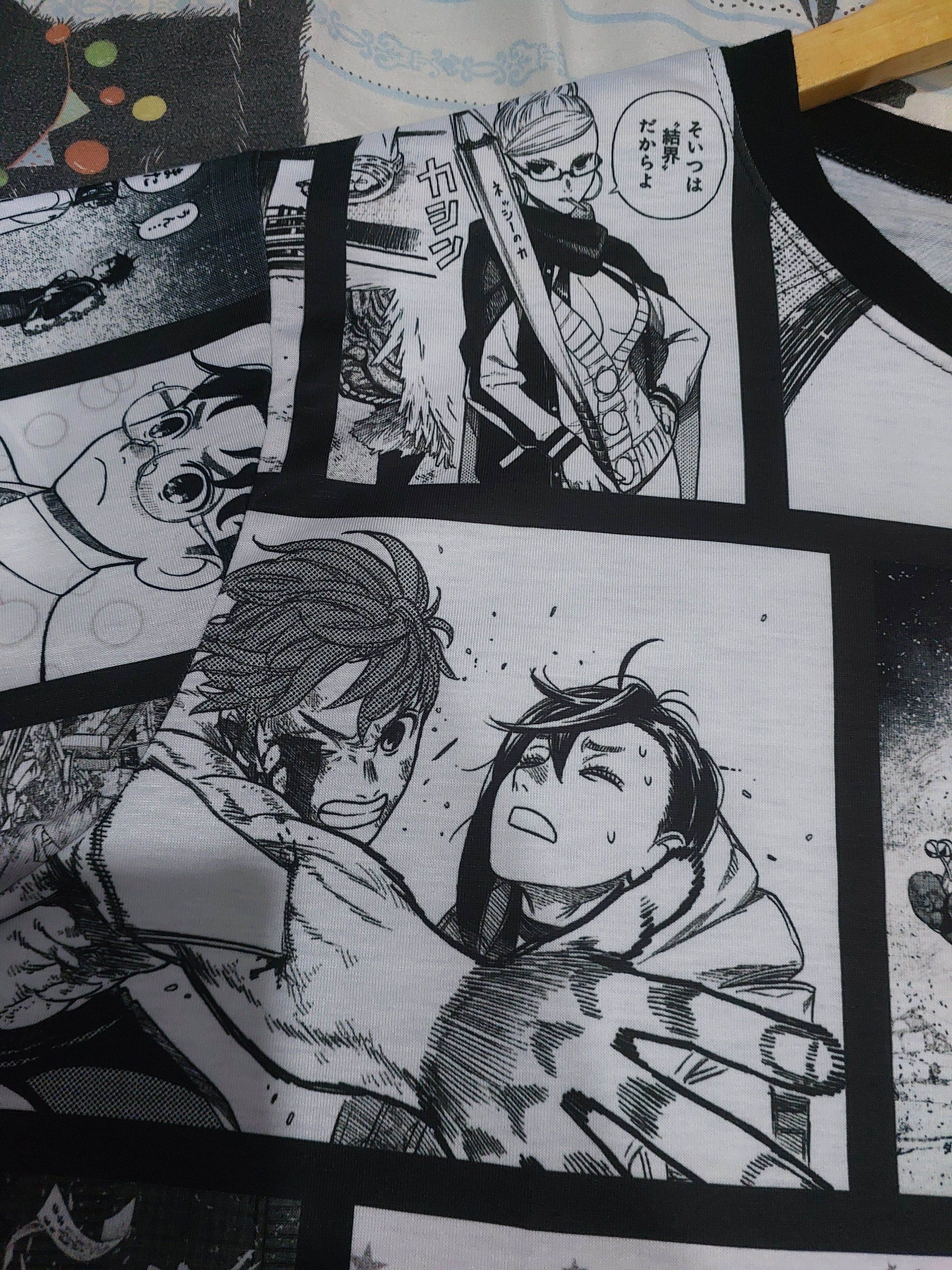 Anime DANDADAN ORIGINAL ARTWORK EXHIBITION GRAPHIC ANIME TSHIRT Size US XL / EU 56 / 4 - 12 Thumbnail