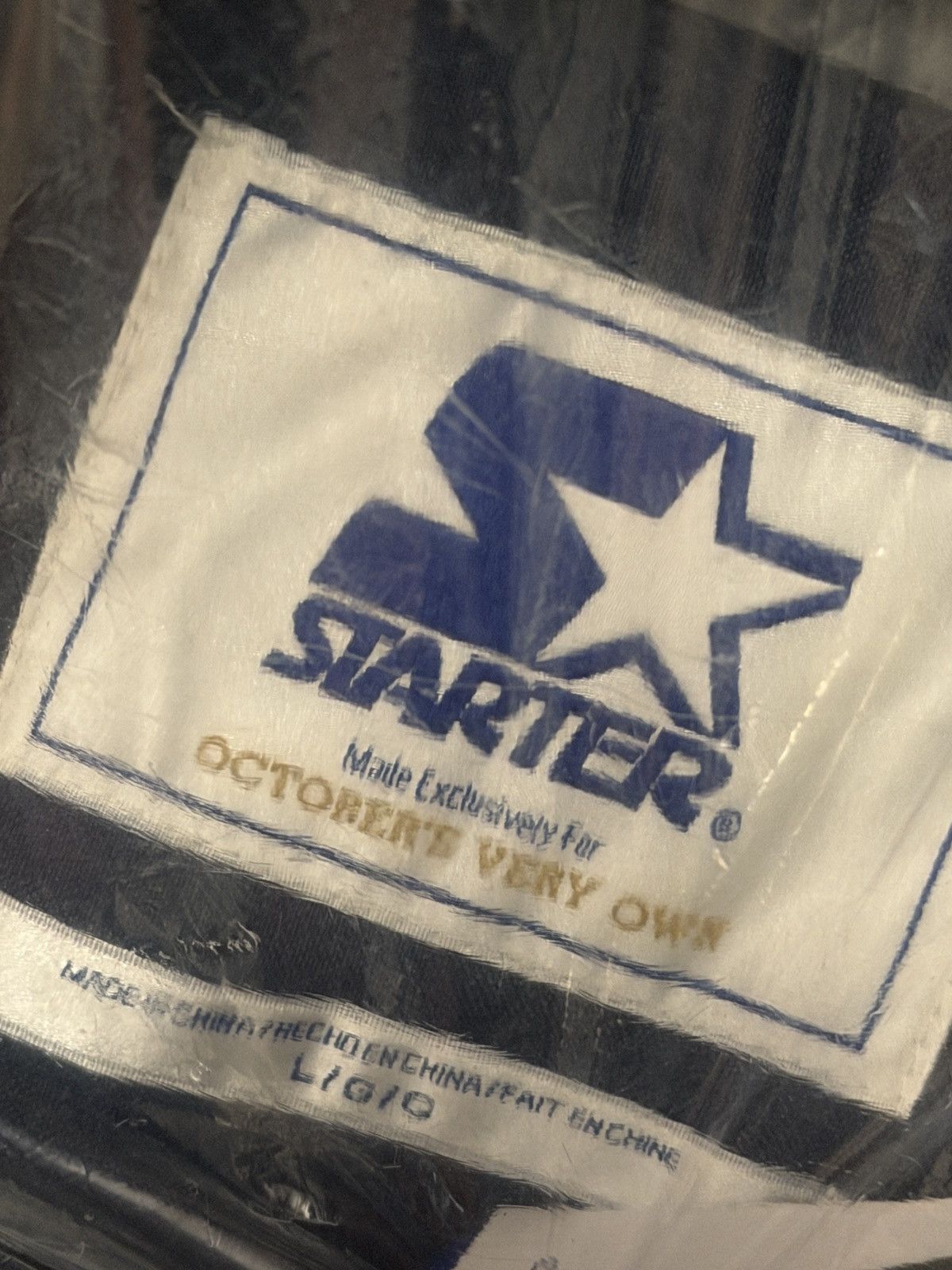 Drake OVO x NFL DALLAS COWBOYS STARTER® SIDELINE PUFFER JACKET Size US L / EU 52-54 / 3 - 16 Thumbnail