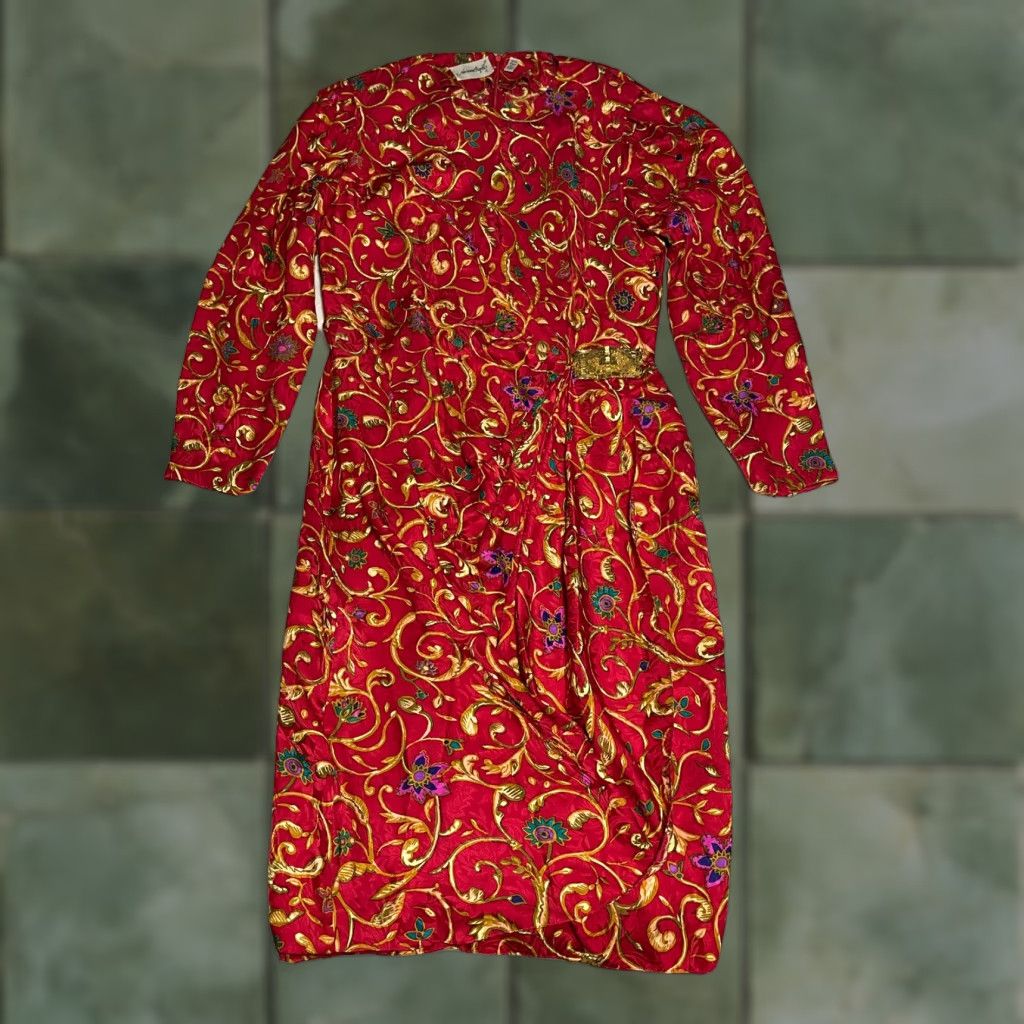 VINTAGE Adrianna Papell Red Silk Party Dress 100% Silk Size 12 Women Long Sleeve Classic Sleeve Multi-Color Long Dress Mens?