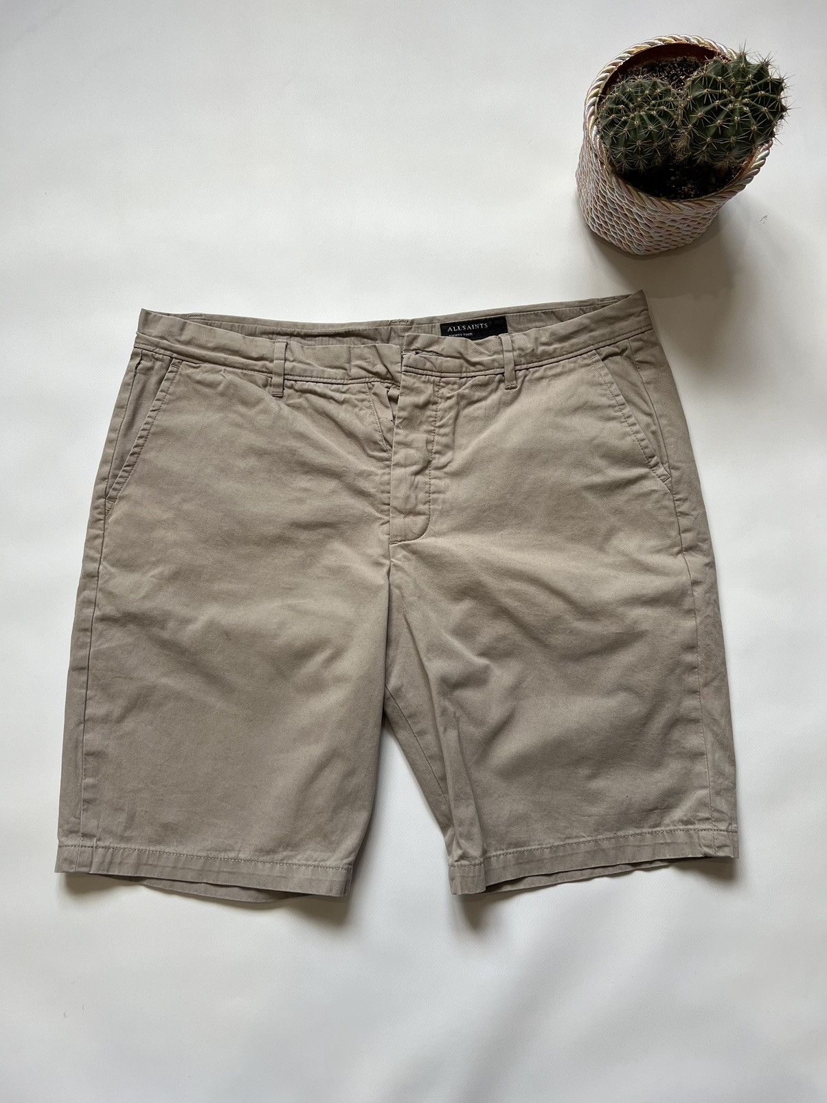 Allsaints Allsaints Beige Classic Shorts Chino Size US 34 / EU 50 - 1 Thumbnail