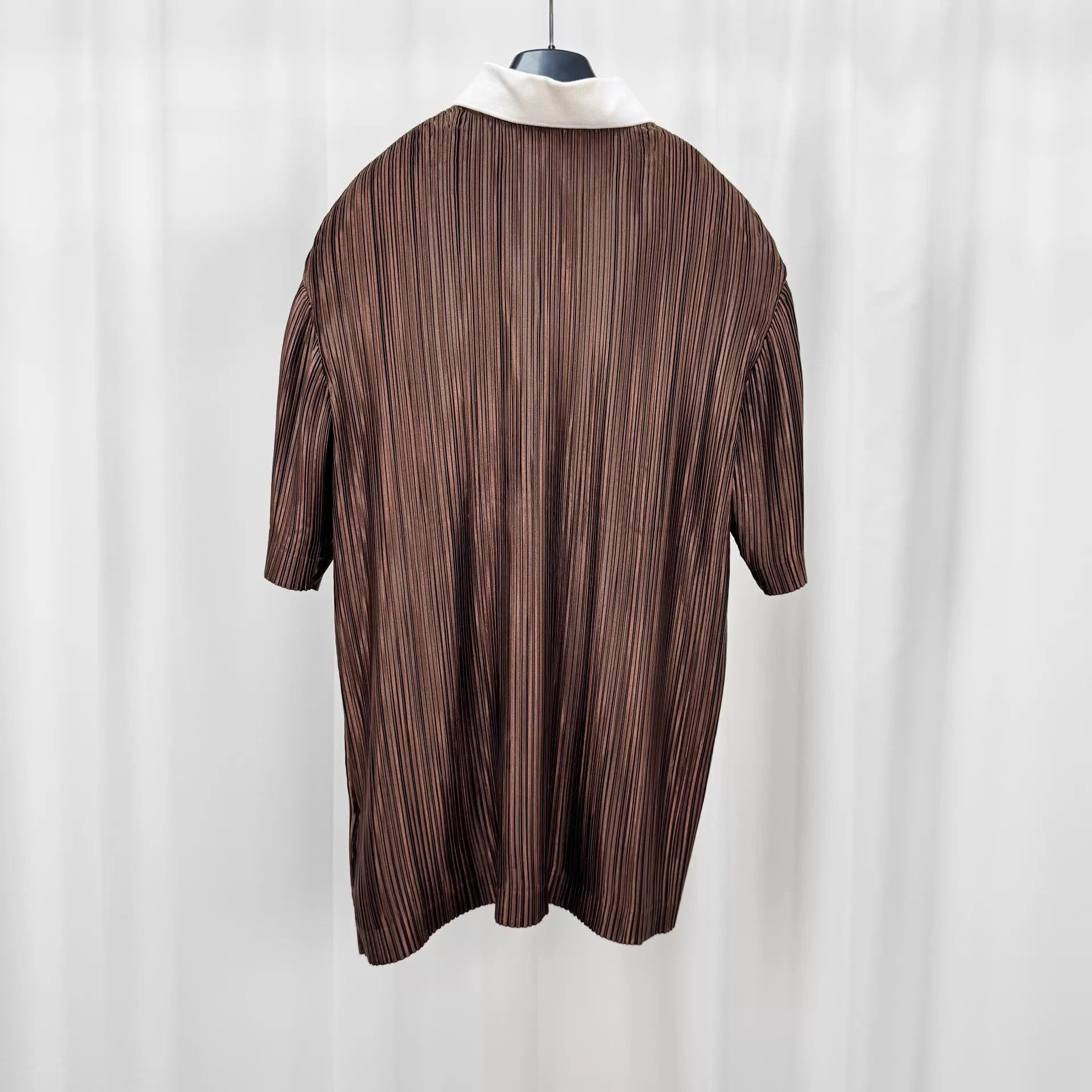 Burberry Burberry Show Pleated Polo Short Sleeve UK4 98 New Size US S / EU 44-46 / 1 - 2 Thumbnail