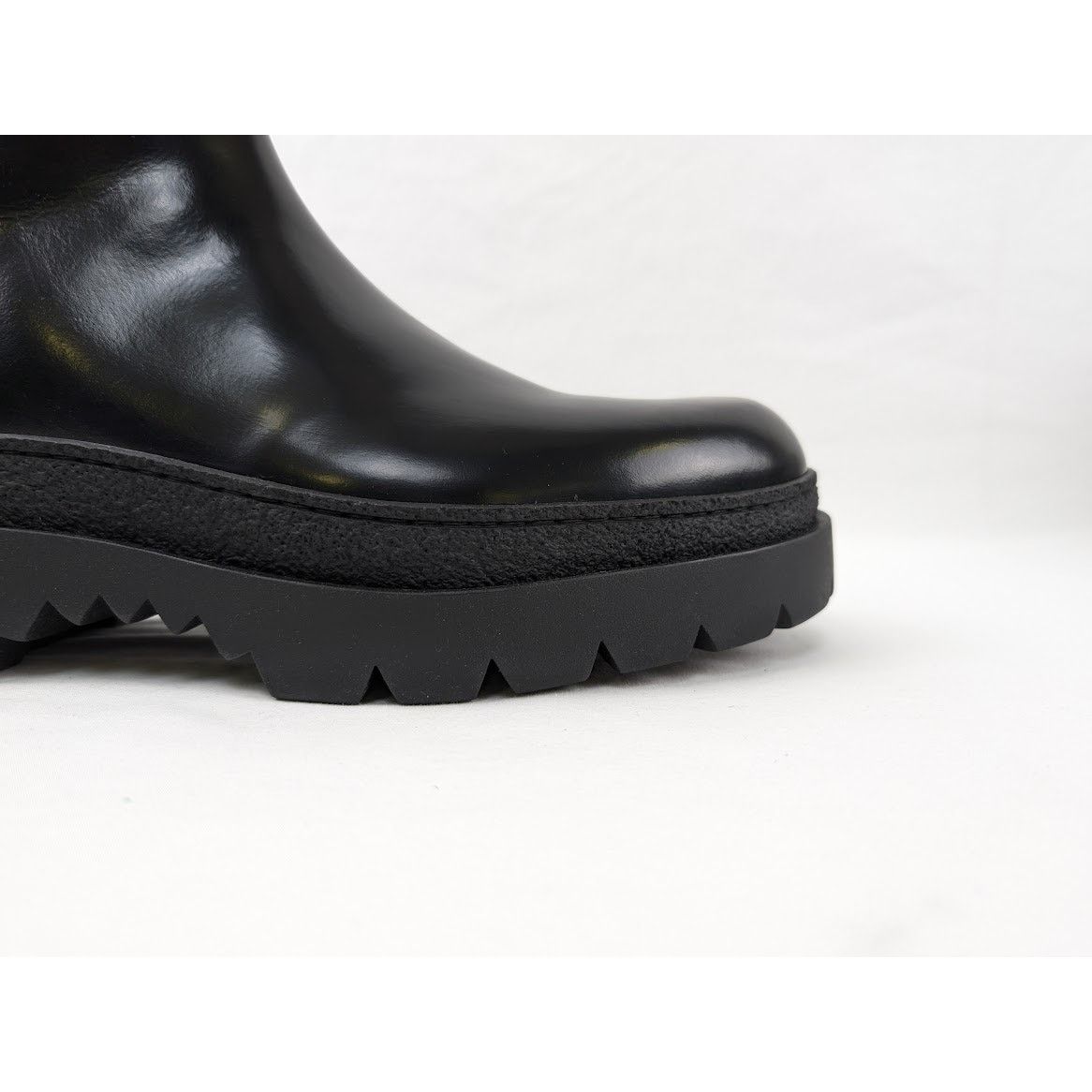 Bottega Veneta o1rshd1 Texas Calf Highway Ankle Boot in Black 45 Size US 12 / EU 45 - 3 Thumbnail