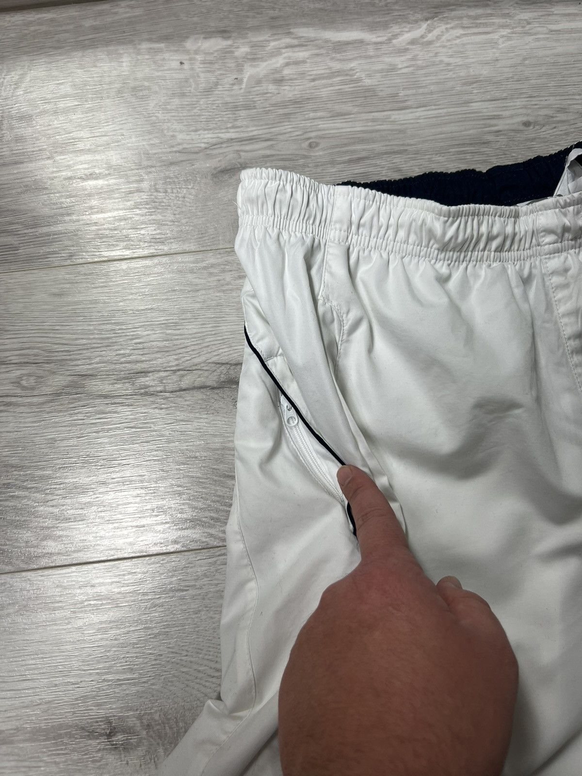 Nike × Vintage Vintage Nike Shox Big Logo White Nylon Shorts Size US 32 / EU 48 - 10 Thumbnail