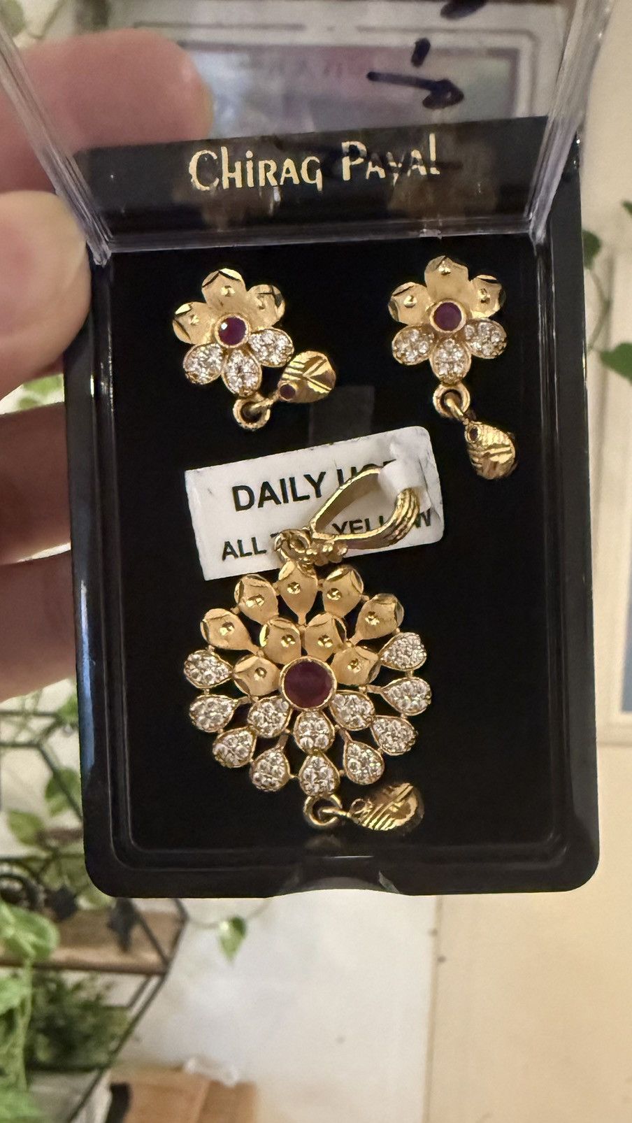 Other Earrings Size ONE SIZE - 1 Thumbnail