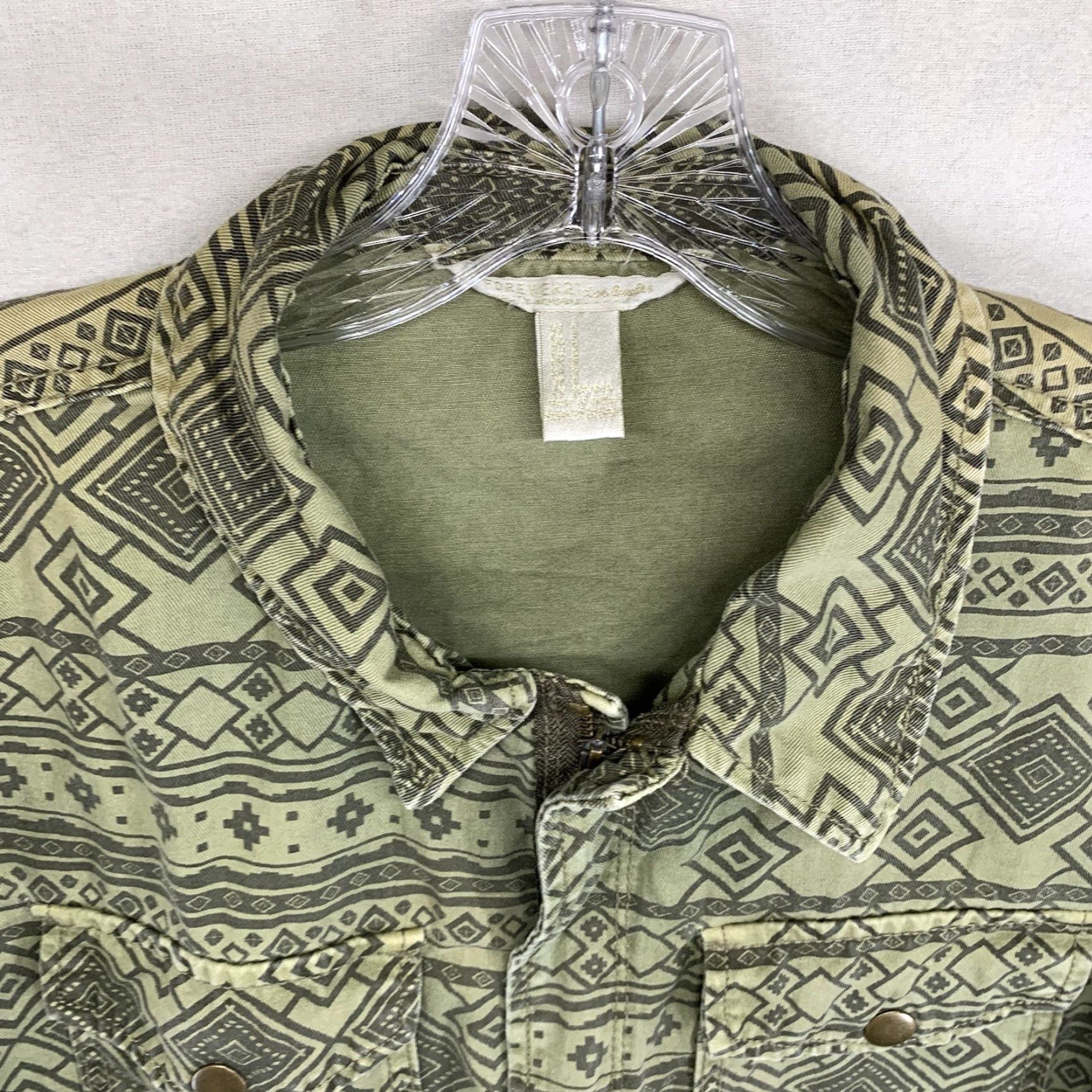 Forever 21 FOREVER 21 Women's Military Jacket Short Adjustable Cotton Tribal Pattern Green Small Fall Spring Summer Winter Size S / US 4 / IT 40 - 5 Thumbnail