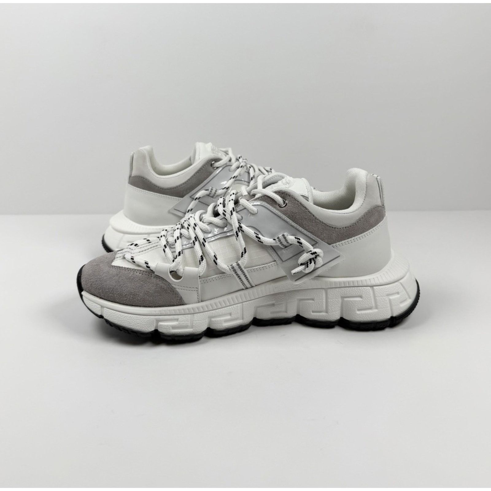 Versace Size 40EU/7US - Versace Trigreca White Sneakers NEW! Size US 7 / EU 40 - 8 Thumbnail