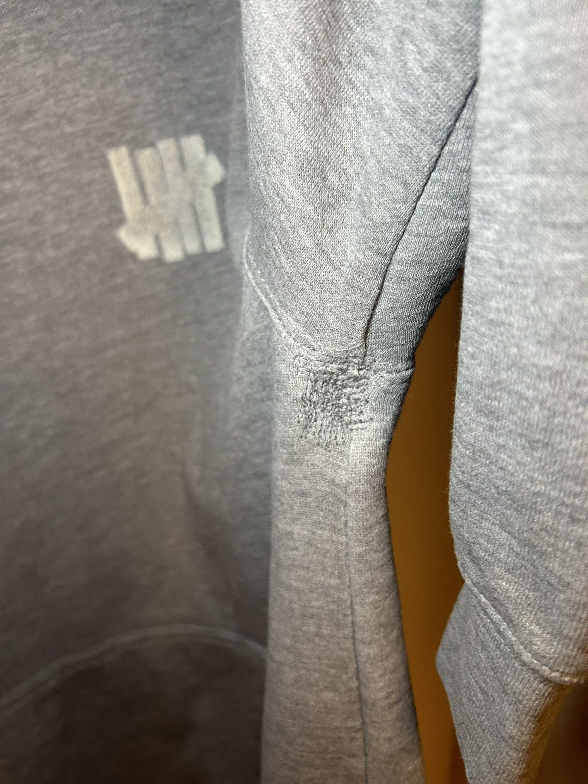 Undefeated Vintage Undefeated classic velvet 5 logo pullover hoodie Size US M / EU 48-50 / 2 - 10 Thumbnail