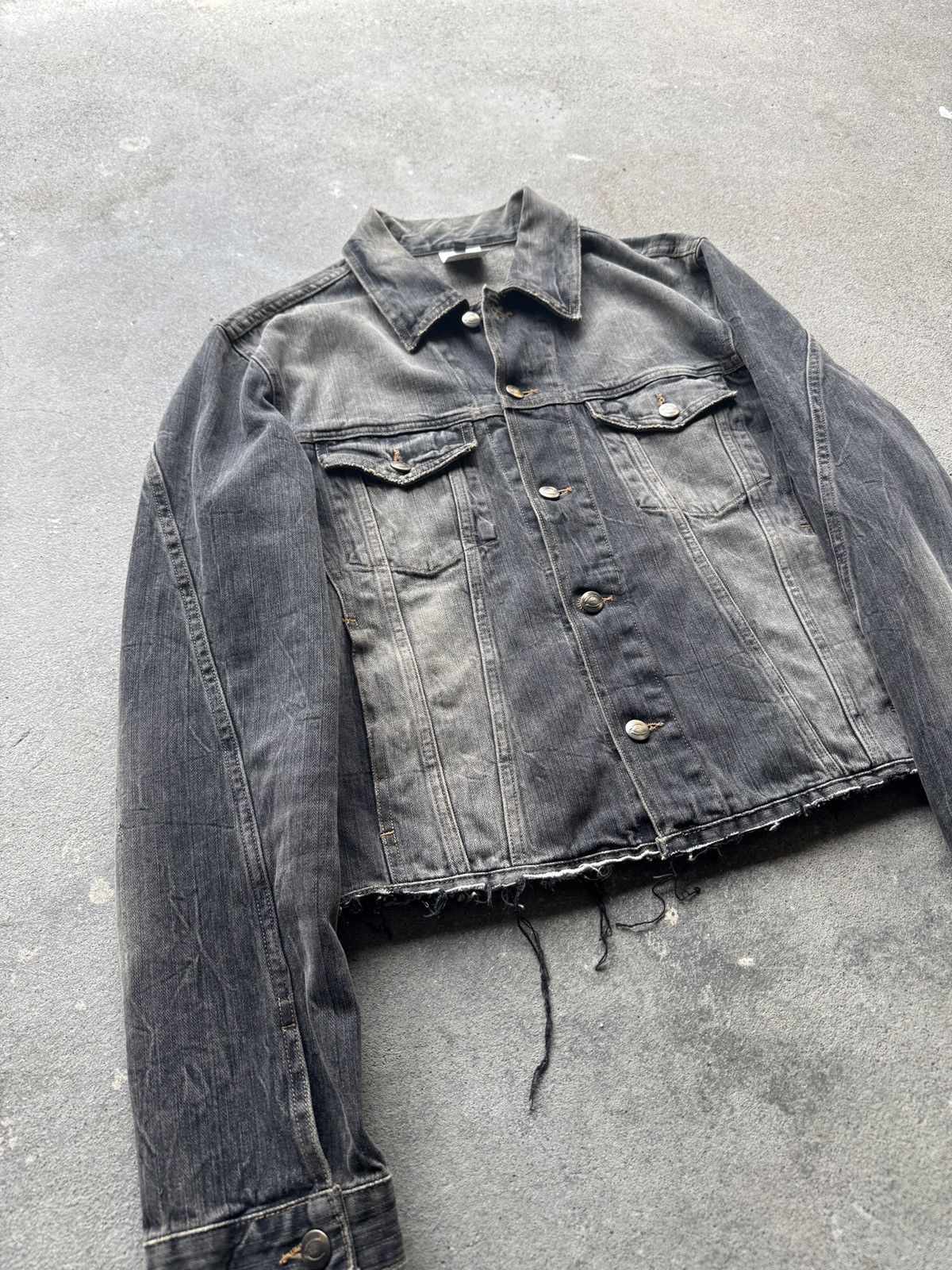 Roberto Cavalli Roberto Cavalli Cropped Denim Jacket Distressed Vintage Y2K Size US M / EU 48-50 / 2 - 6 Thumbnail