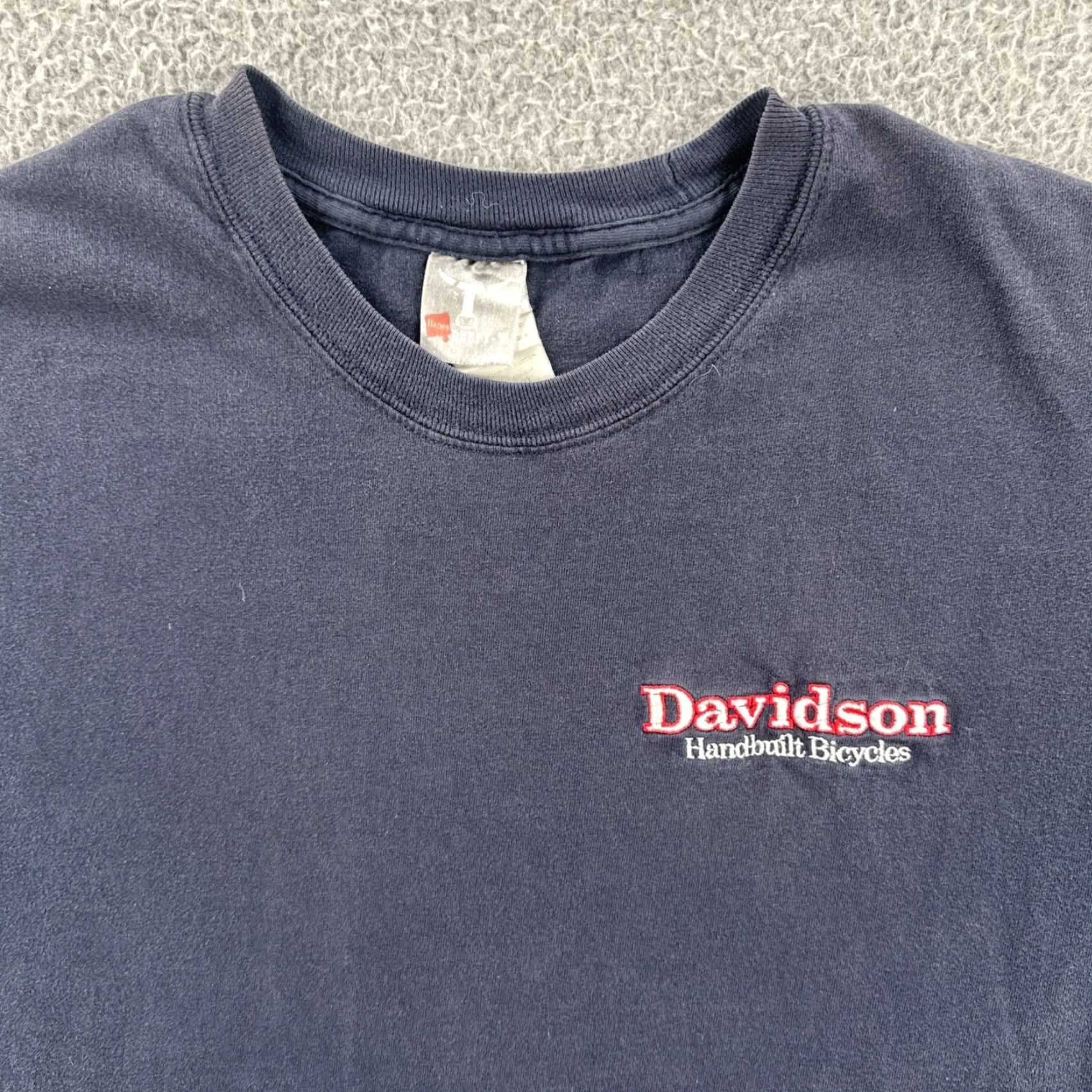 Hanes VINTAGE Hanes Beefy-T T-Shirt Blue Embroidered Davidson Handbuilt Bicycles Men Medium Size US M / EU 48-50 / 2 - 5 Thumbnail