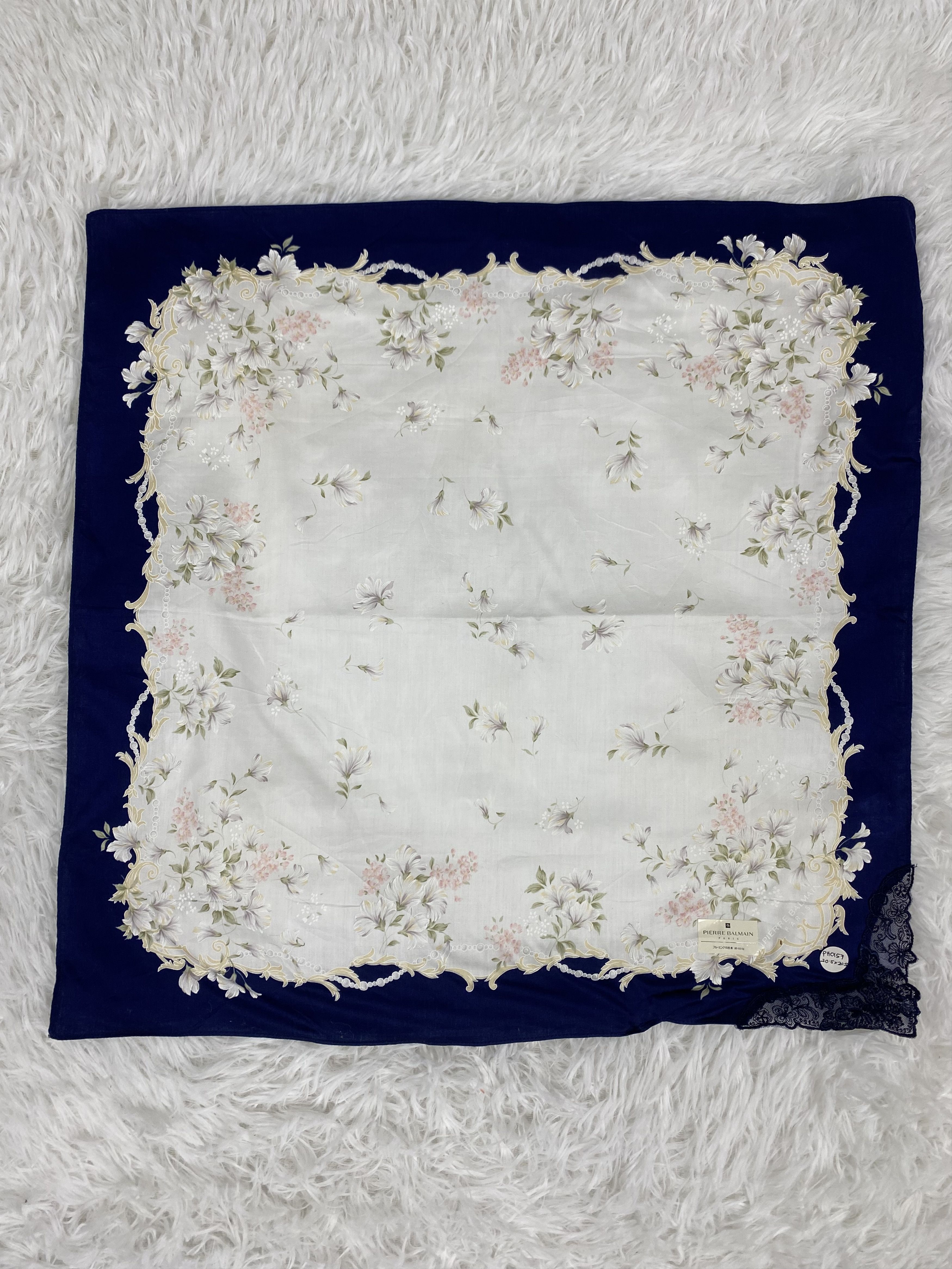Pierre Balmain Vintage Pierre Balmain Handkerchief PH0157 Size ONE SIZE - 4 Thumbnail