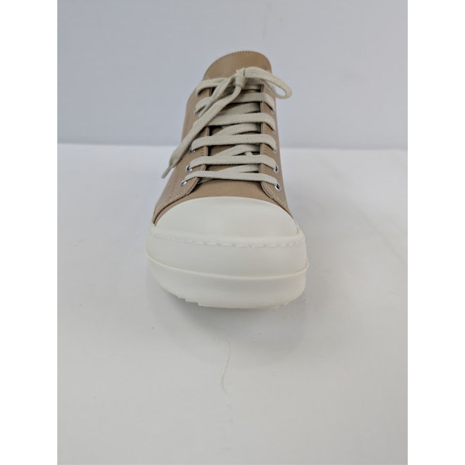 Rick Owens o1rshd1 Hollywood Runway Low Top Sneakers Parchment / Milk Size US 7 / EU 40 - 13 Thumbnail