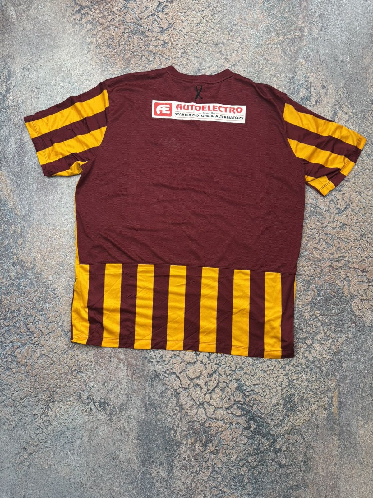 Nike Bradford City 14/15 Home Football Jersey Size US XXL / EU 58 / 5 - 2 Thumbnail