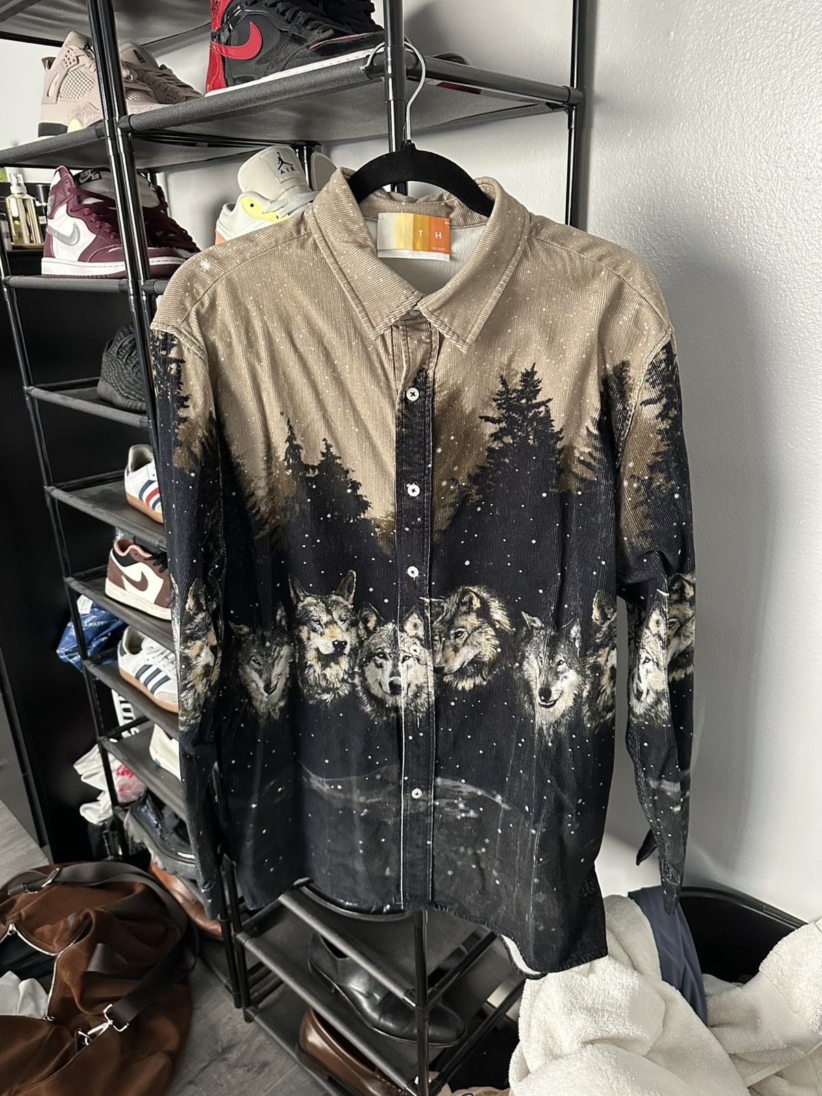 Kith Kith Printed Wolves Cord Ludlow Shirt Size US L / EU 52-54 / 3 - 1 Thumbnail
