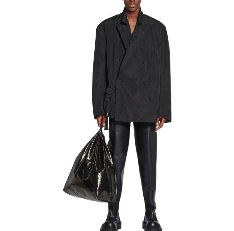 Balenciaga Balenciaga FW22 pleated suit solid color lapel double breas Size US S / EU 44-46 / 1 - 5 Thumbnail