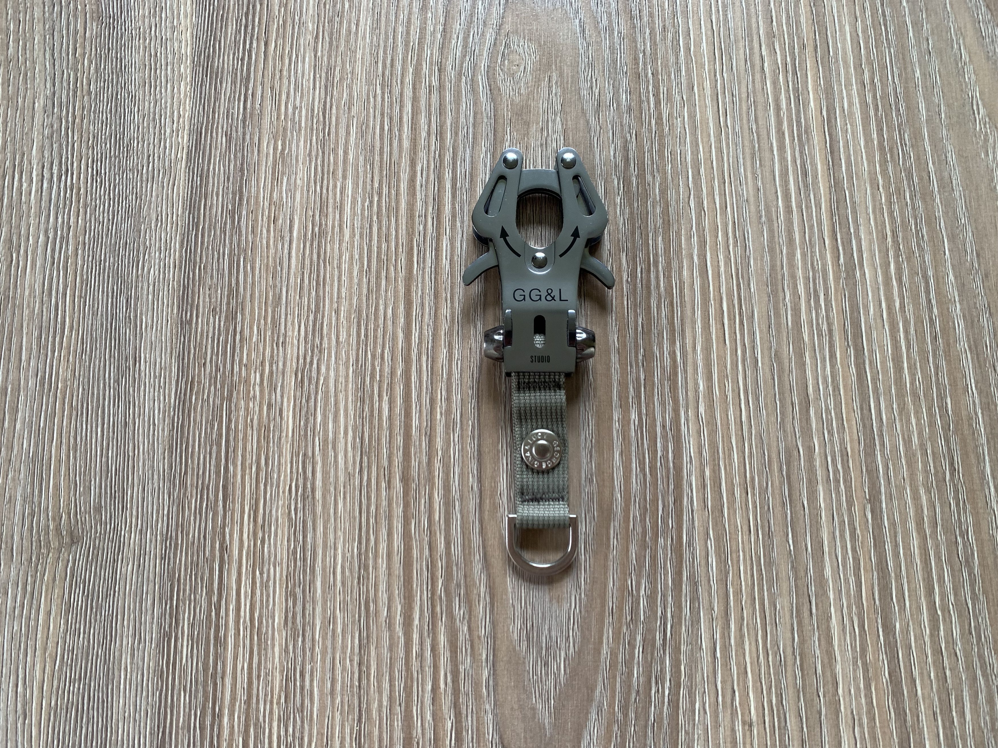 George Gina & Lucy George Gina & Lucy Alyx Style Big Vintage Carabiner Key Size ONE SIZE - 1 Thumbnail
