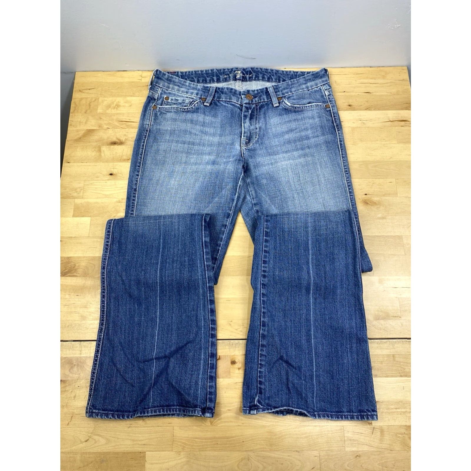 7 For All Mankind VINTAGE 7 For All Mankind A Pocket Denim Jeans Womens 27 Blue Light Wash Bootcut Pockets Jeans Womens 27 Blue Light Wash Size 27" / US 4 / IT 40 - 2 Thumbnail