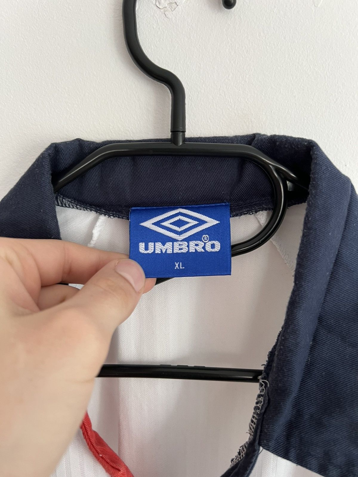 Umbro Vintage Umbro Long sleeve Soccer jersey 1997/98/99 Size US XL / EU 56 / 4 - 6 Thumbnail