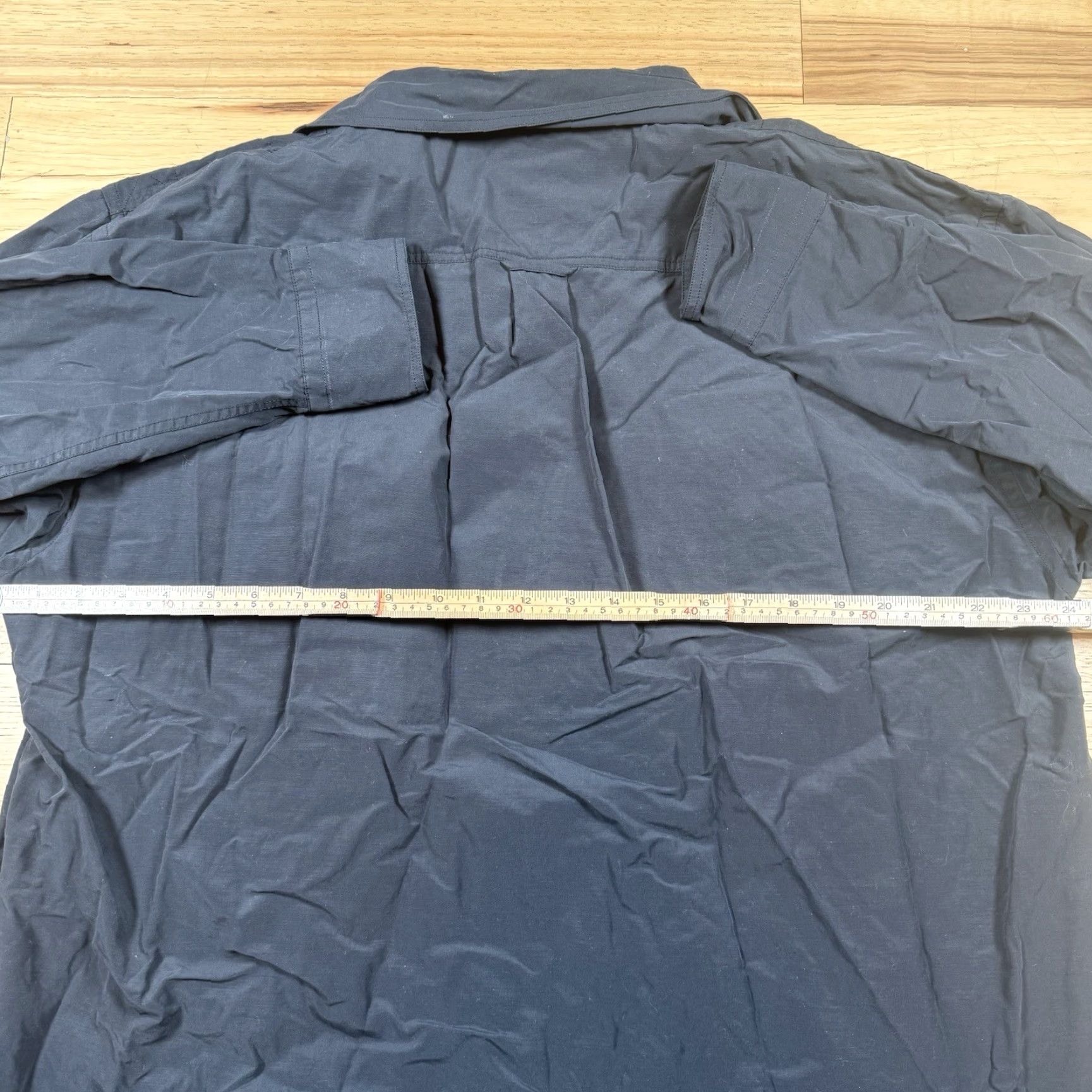 Victorinox Victorinox Shirt Jacket XL Black Long Sleeve Button-Up Pearl Snap 4 Pocket Mens Army Theme Button-Up Closure Snap Accents Pockets Regular Size Type"} Size US XL / EU 56 / 4 - 6 Thumbnail