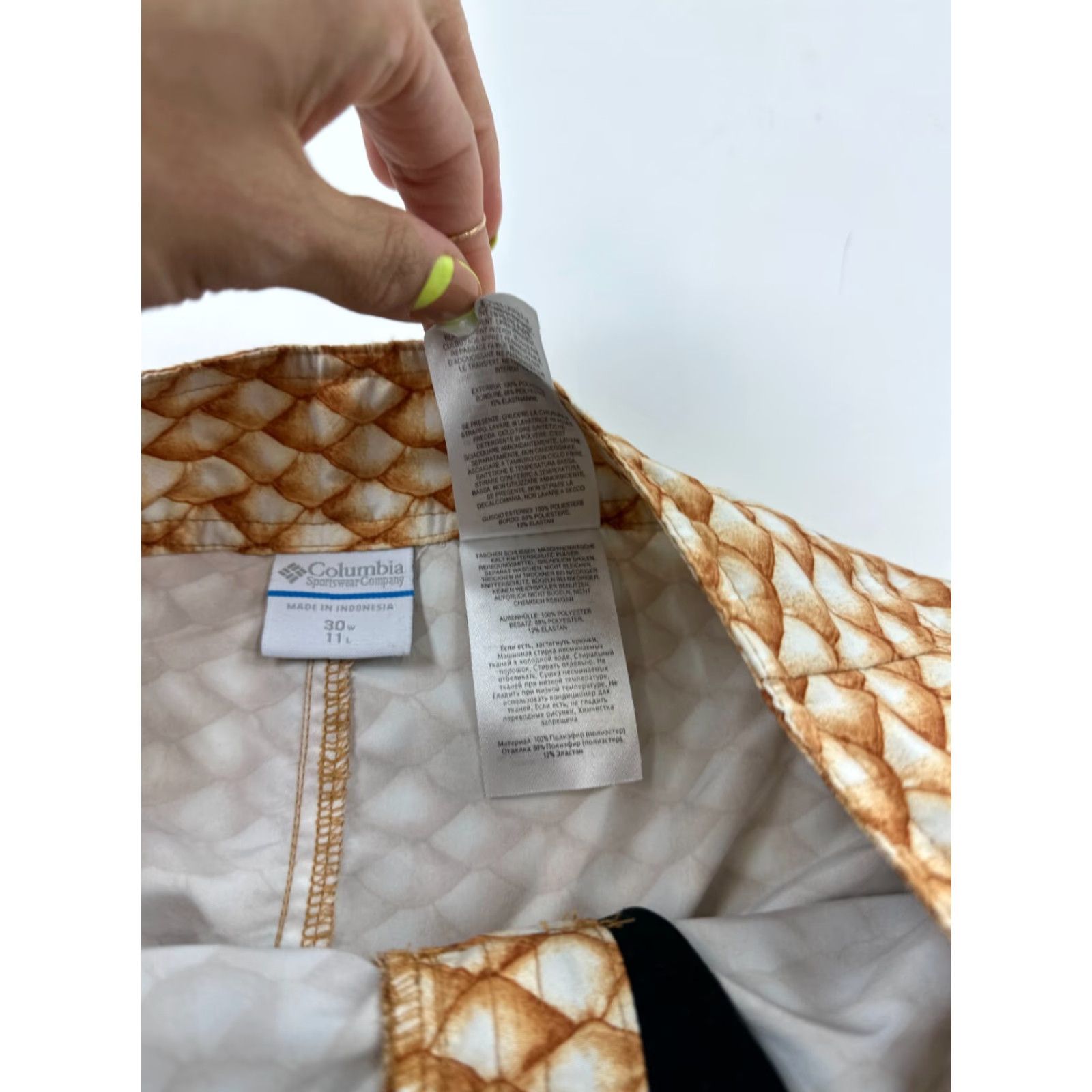 Vintage Columbia Mens Bottom 30 Tan Brown Fish Scale Print PFG Board Shorts Beach Swimwear Geometric Breathing Pockets Size US 30 / EU 46 - 7 Thumbnail