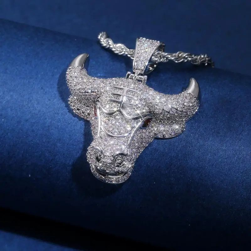 Jewelry Bling Iced Out Zircon Bull Head Animal Pendant Necklace Size ONE SIZE - 2 Thumbnail