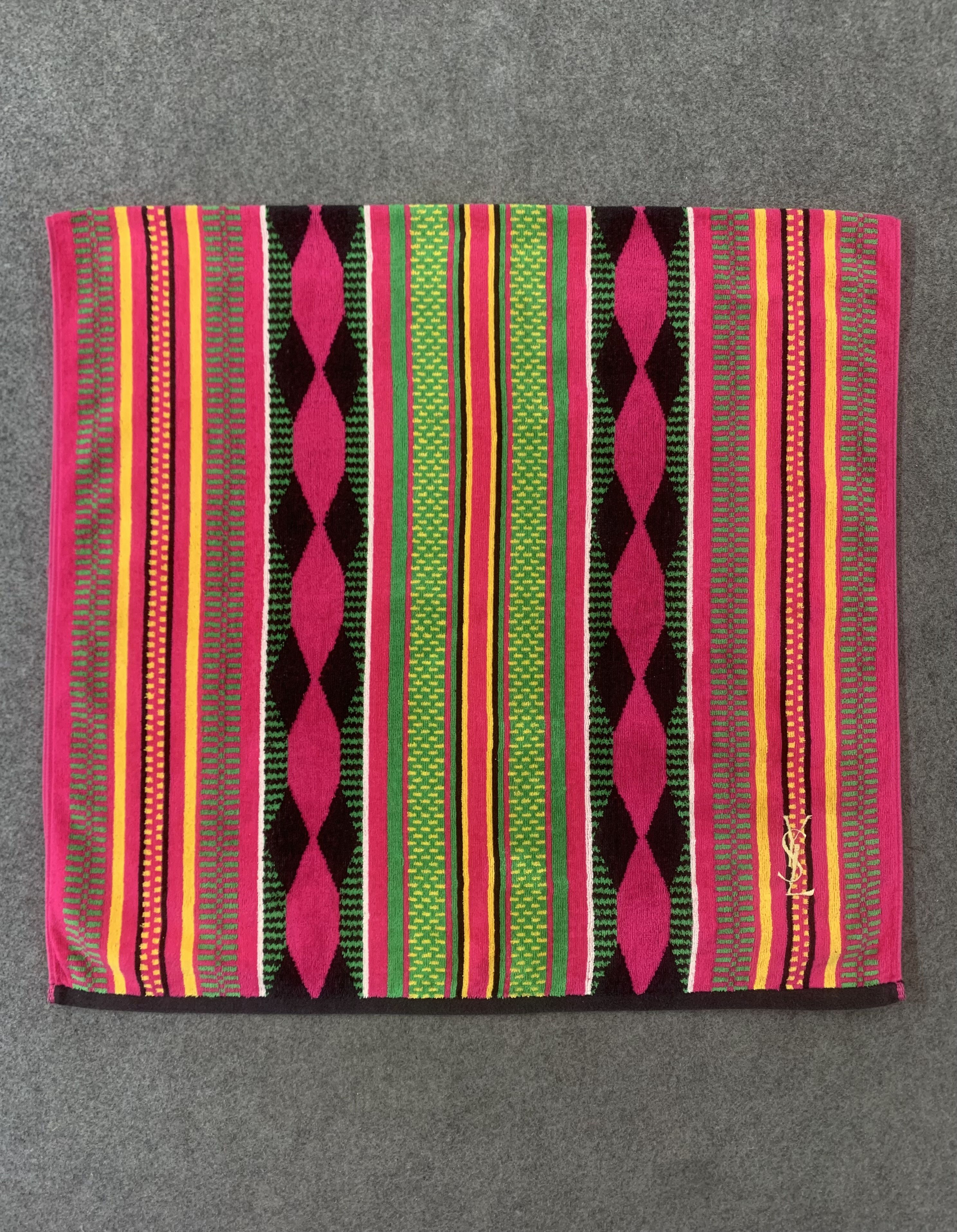 Yves Saint Laurent Yves Saint Laurent Towel Body Wrap BL9258 Size ONE SIZE - 2 Thumbnail