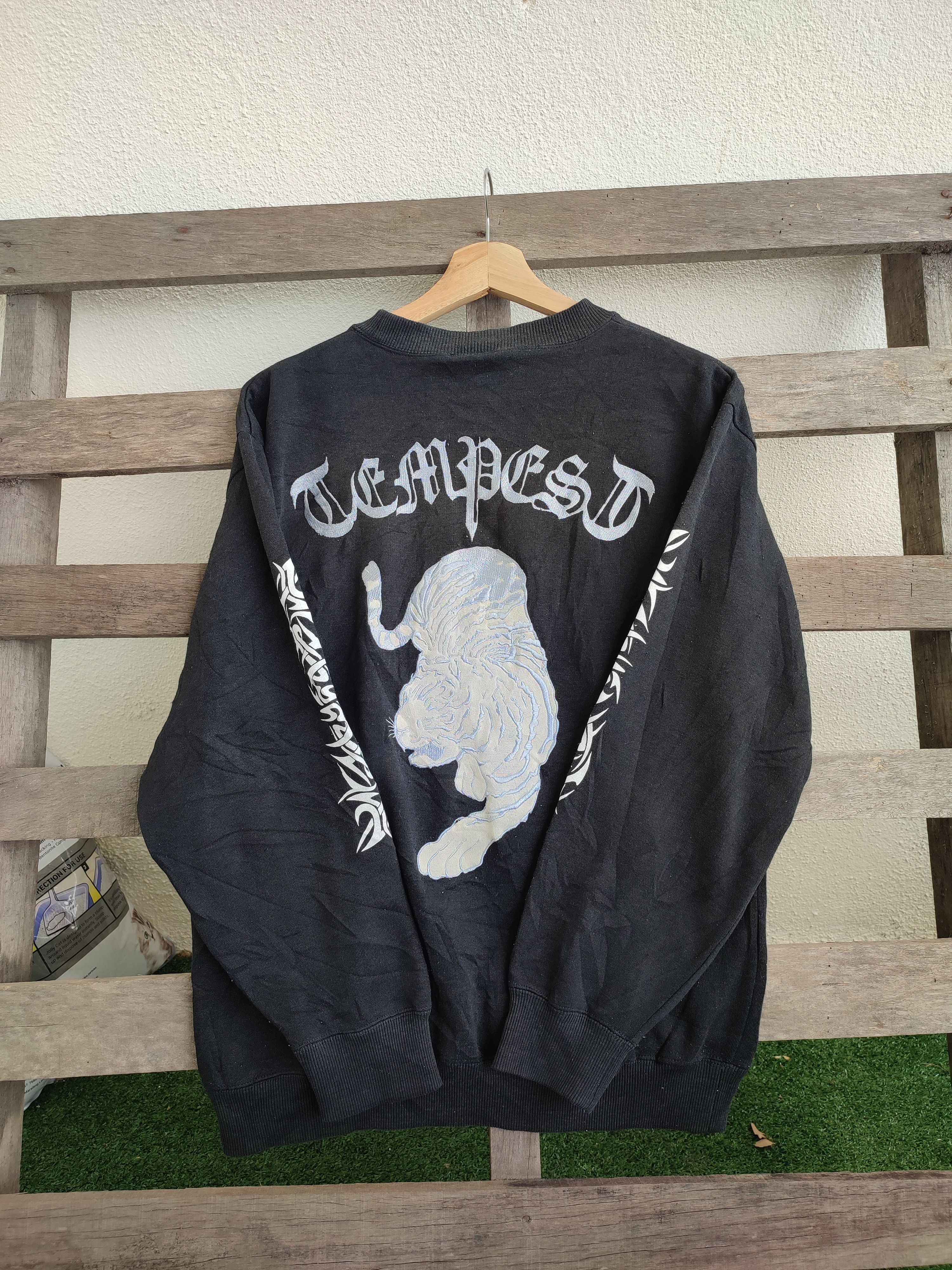 image of Archival Clothing x Sukajan T Shirts Sukajan Fashion Tiger By Tempest Sweatshirt in Black (Size Med