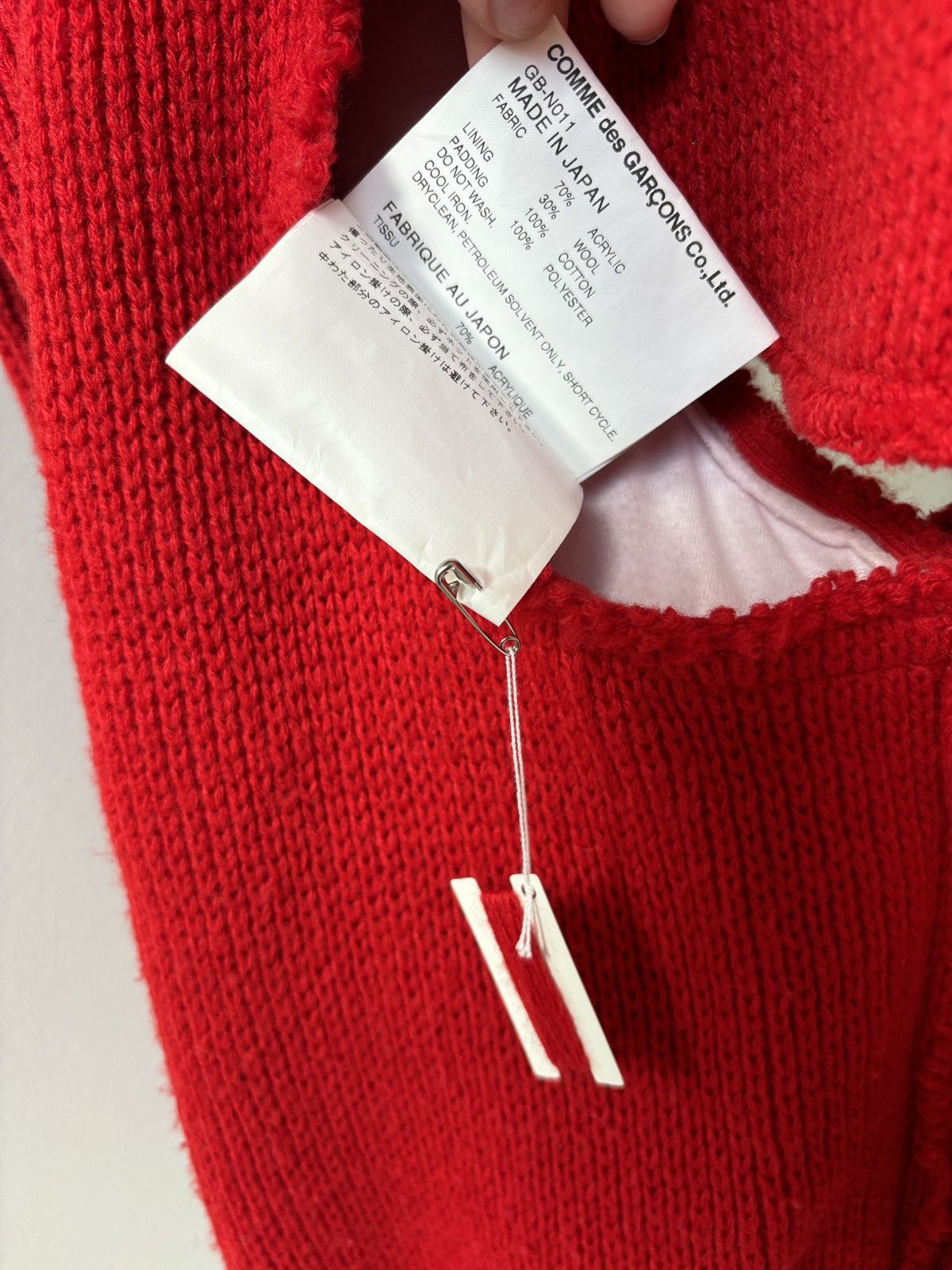Comme des Garcons COMME DES GARCONS FW 2018 Padded Red Knit Sweater Size US S / EU 44-46 / 1 - 4 Thumbnail