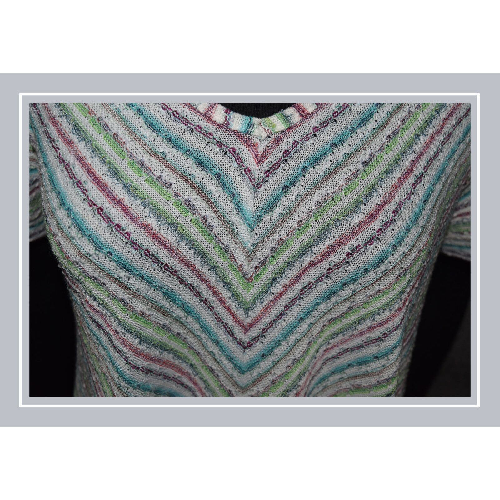 Vintage John Paul Richard Cute Diagonal Stripe V-Neck SS Tunic SZ M Size M / US 6-8 / IT 42-44 - 2 Thumbnail