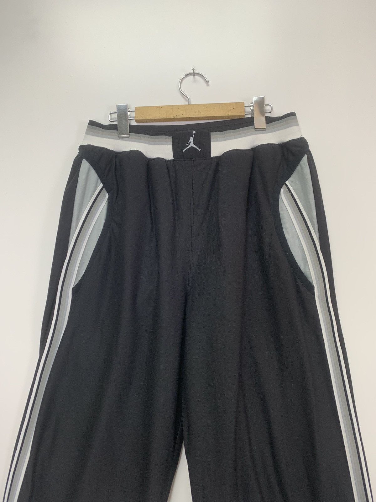 Jordan Brand Jordan track Pant Size US 28 / EU 44 - 2 Thumbnail