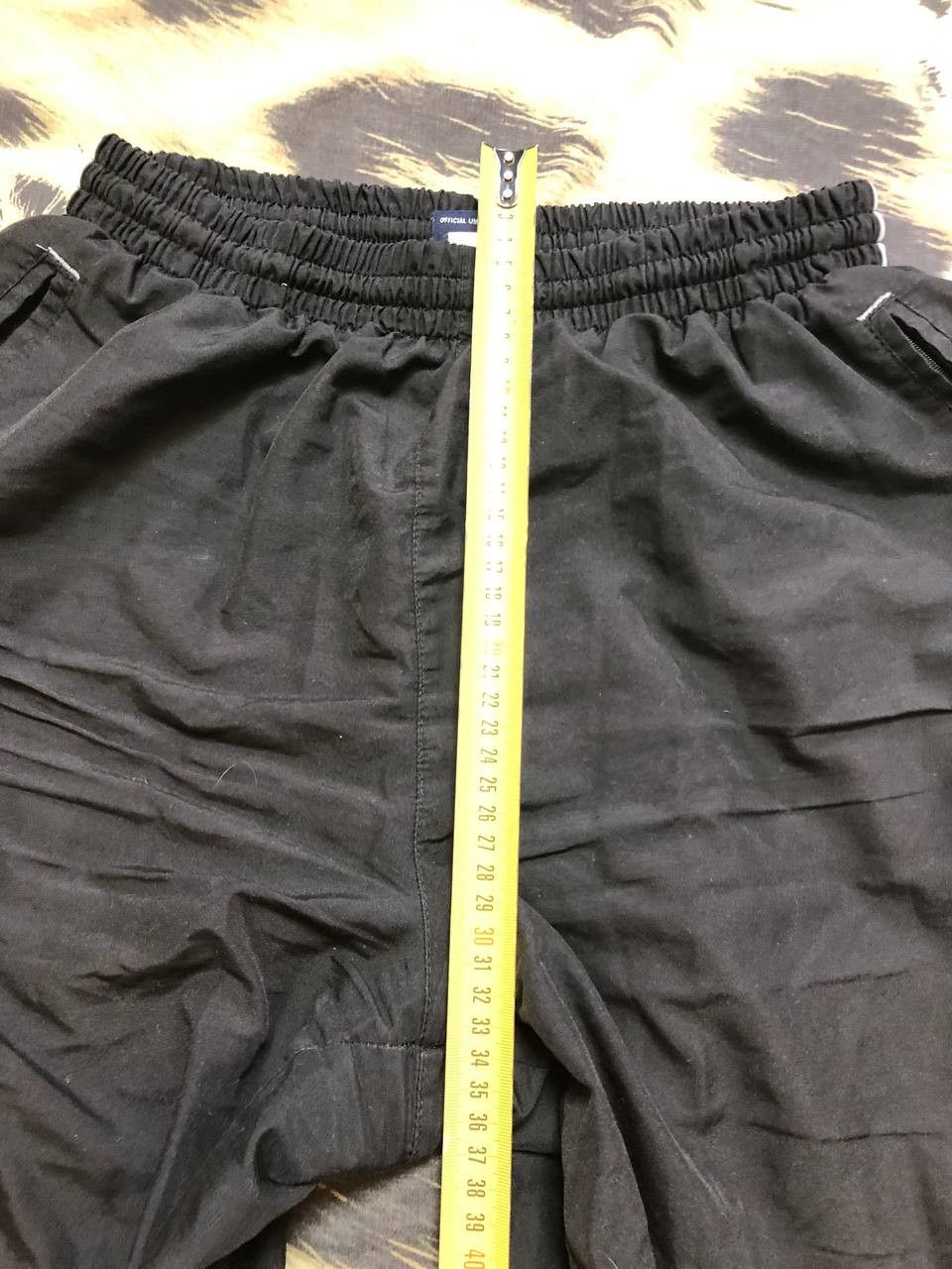Umbro UMBRO vintage nylon oversize baggy fit sweatpants Size US 34 / EU 50 - 12 Thumbnail